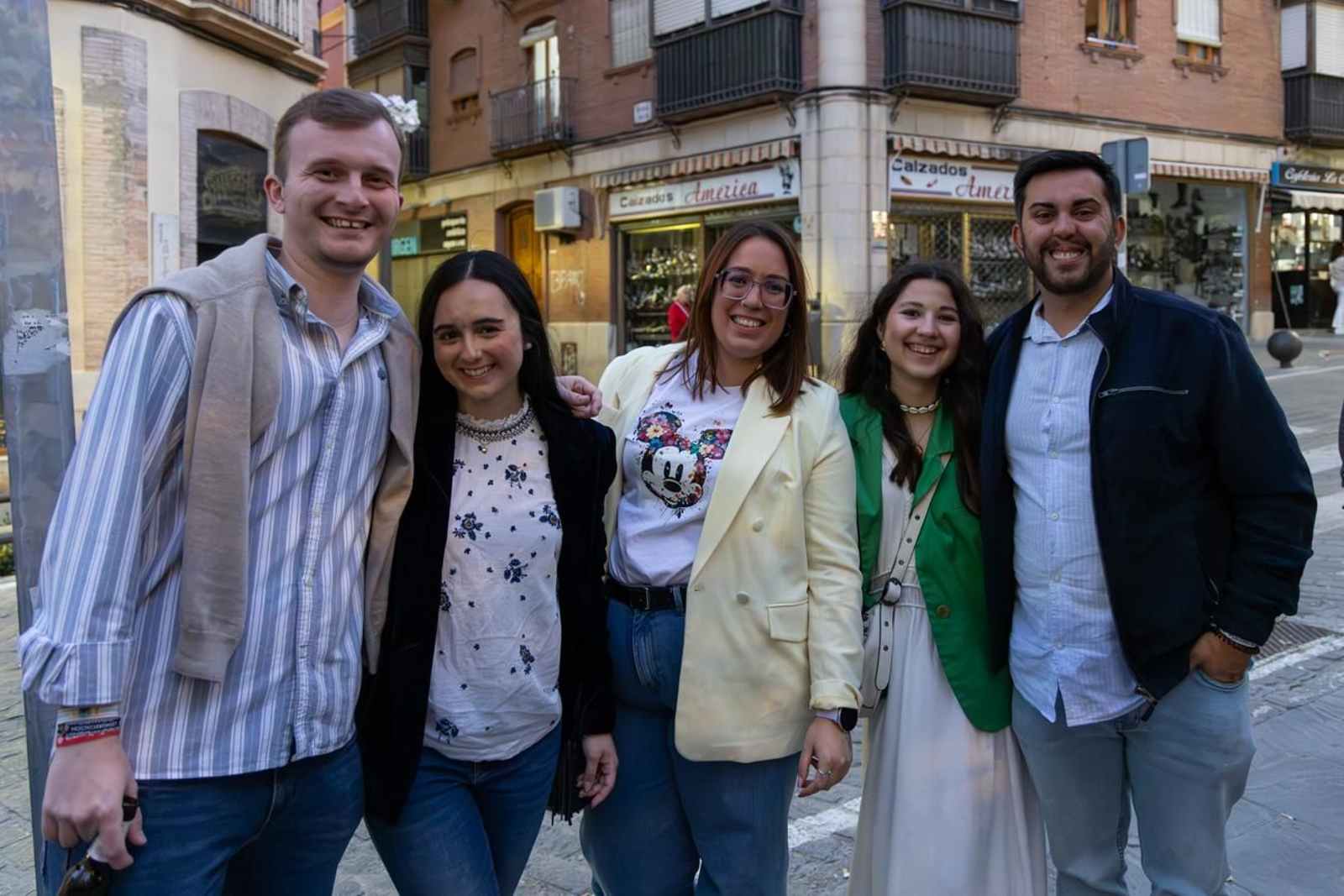 Procesiones infantiles y cruces del 2 de mayo