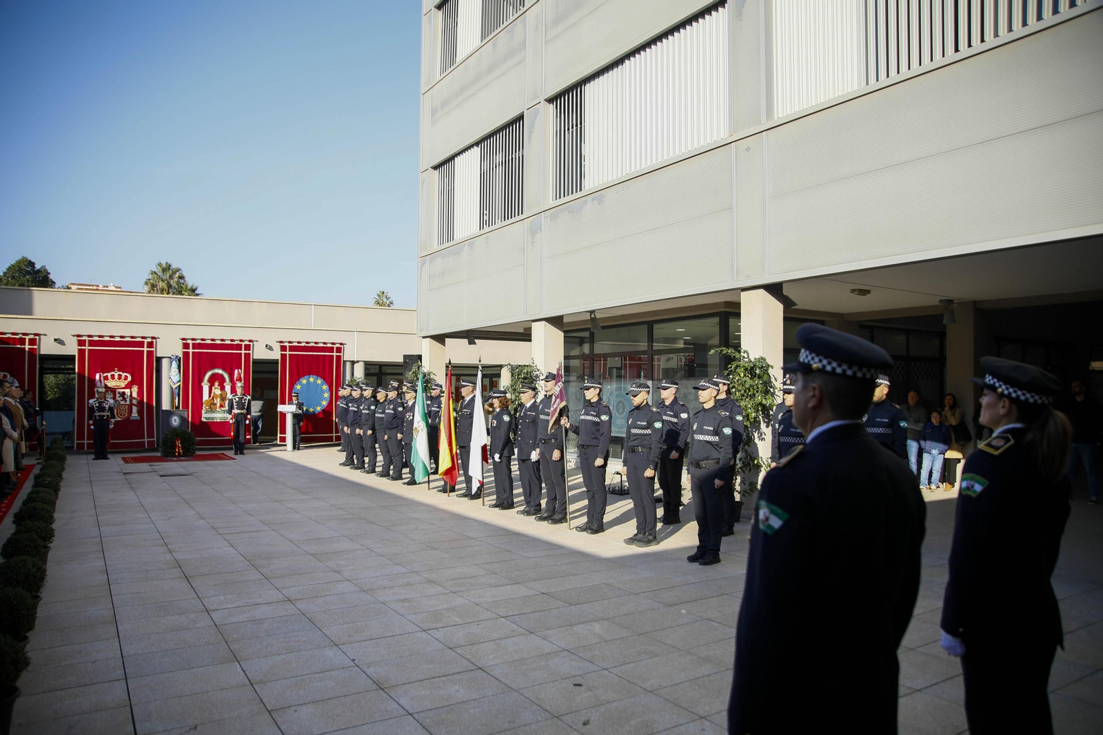 Las imágenes del acto institucional de la Policía Local de Almería con motivo de la festividad de su patrón, San Esteban