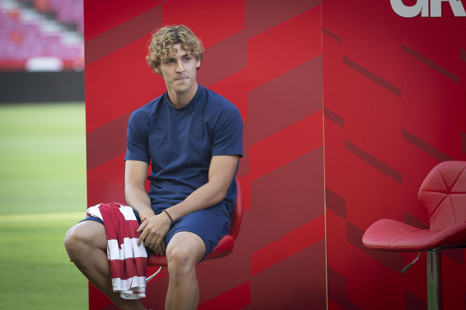 La presentación de los jugadores del Granada CF en imágenes