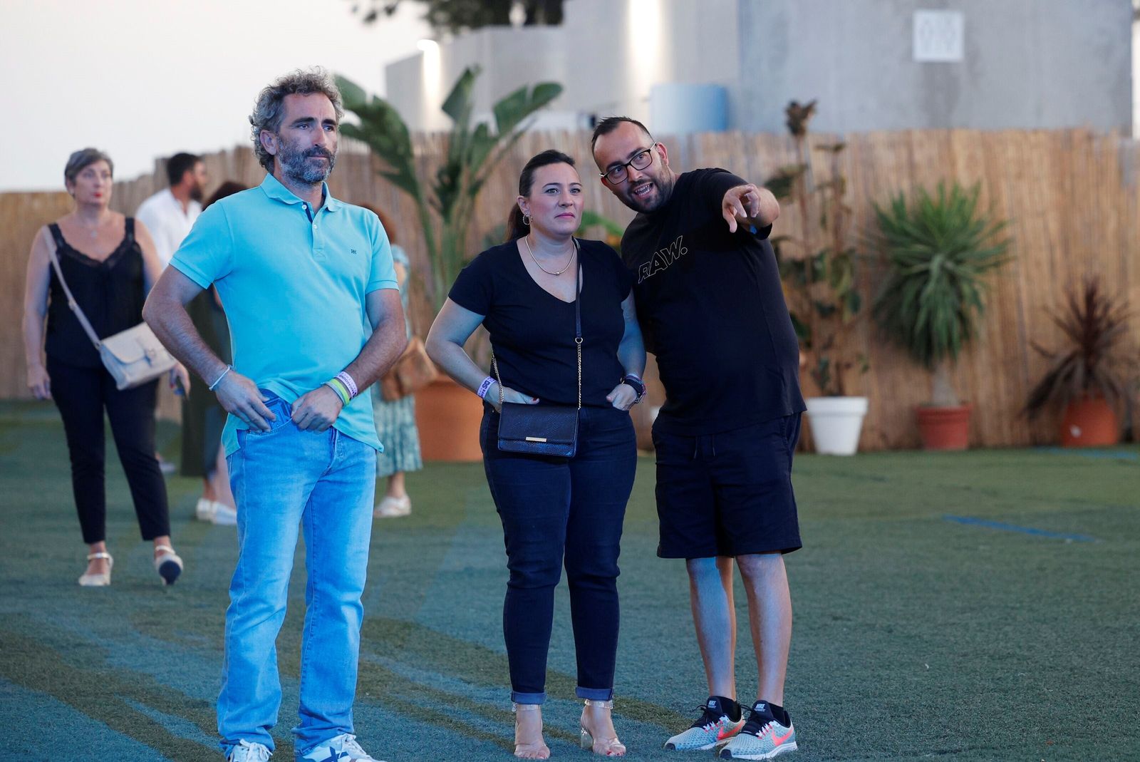 Búscate en el concierto  "80's leyends" en Bahía Sound.