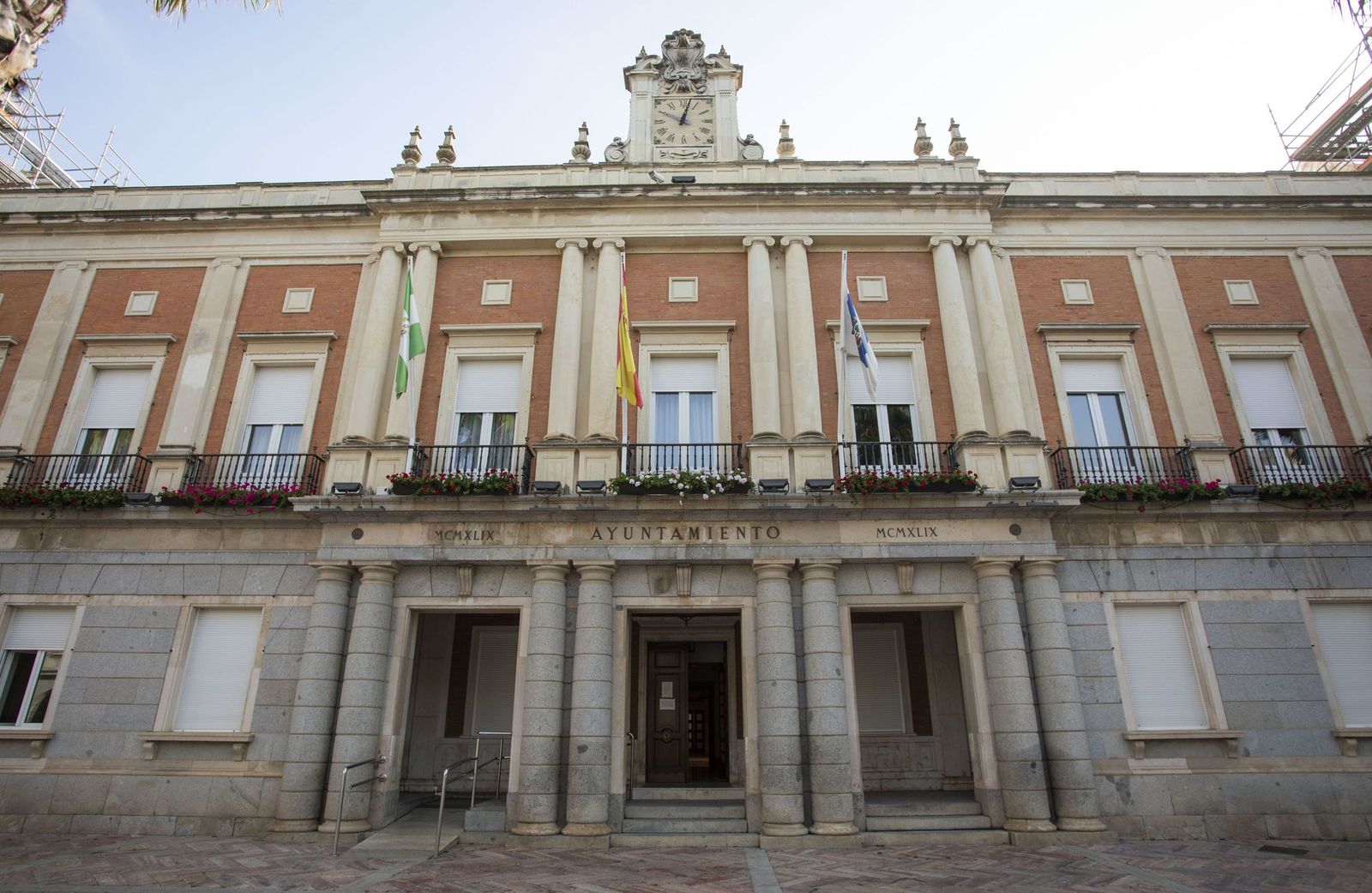 Fachada del Ayuntamiento de Huelva.