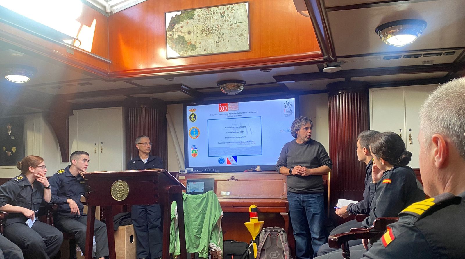 Imagen de una de las clases de formación impartidas a bordo del ‘Elcano’.