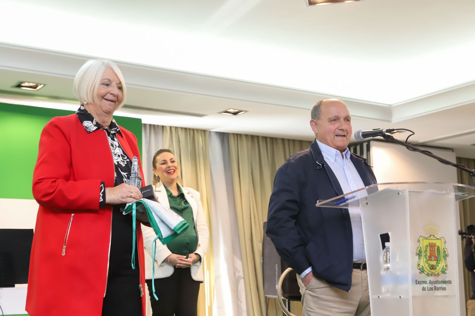 Las fotos de los galardonados del 28-F en Los Barrios.