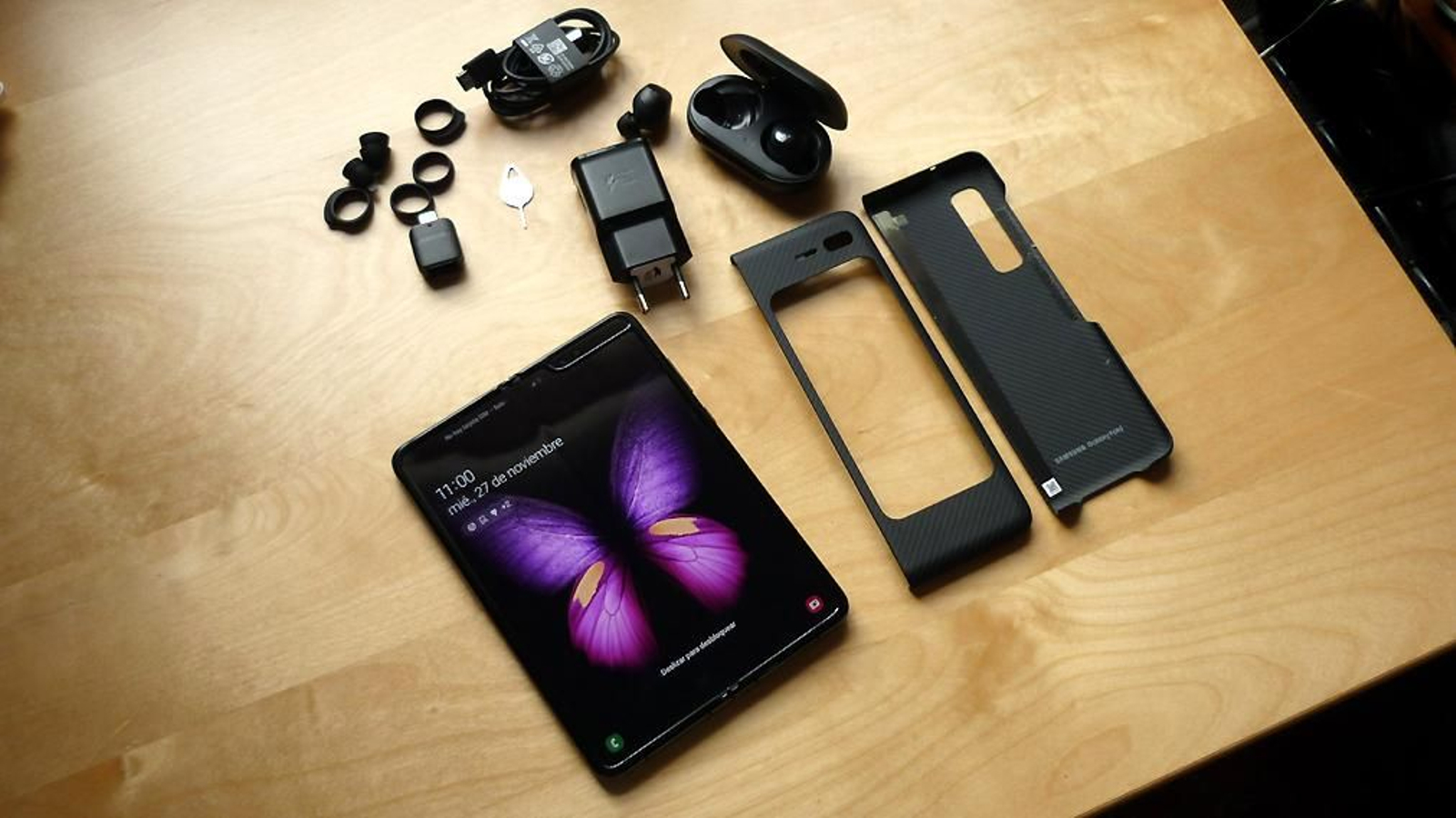 Contenido de la caja del Samsung Galaxy Fold