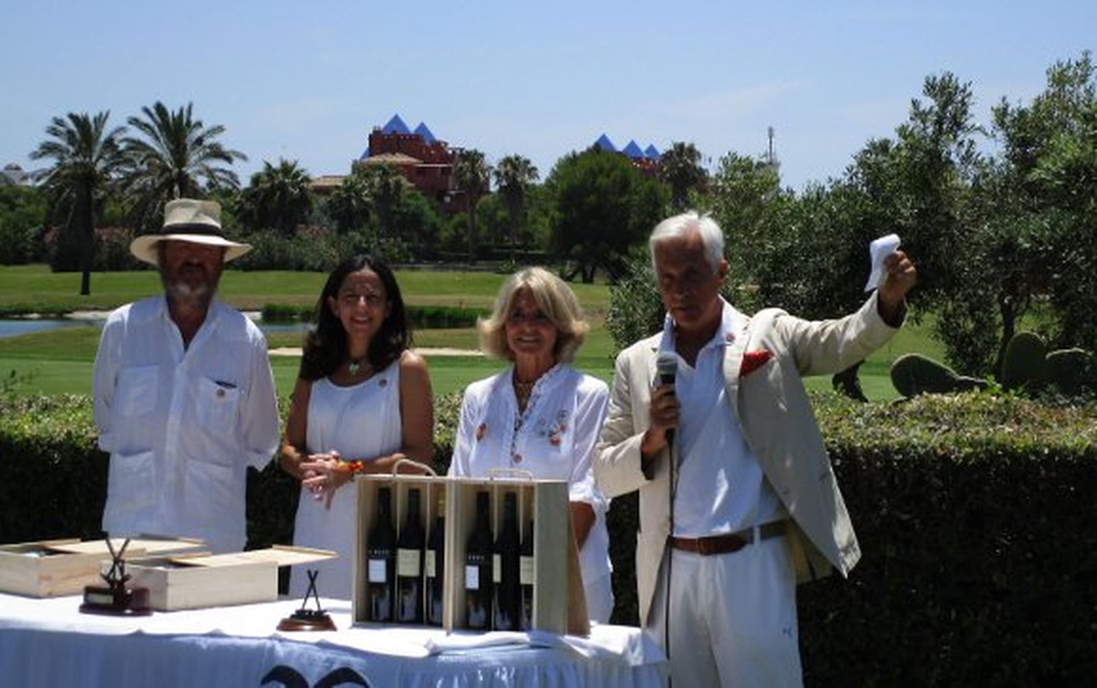 Guillermo Revuelta, Lola Ruiz, Inmaculada Florido y Santiago Echevarría.

Foto: Ignacio Casas de Ciria