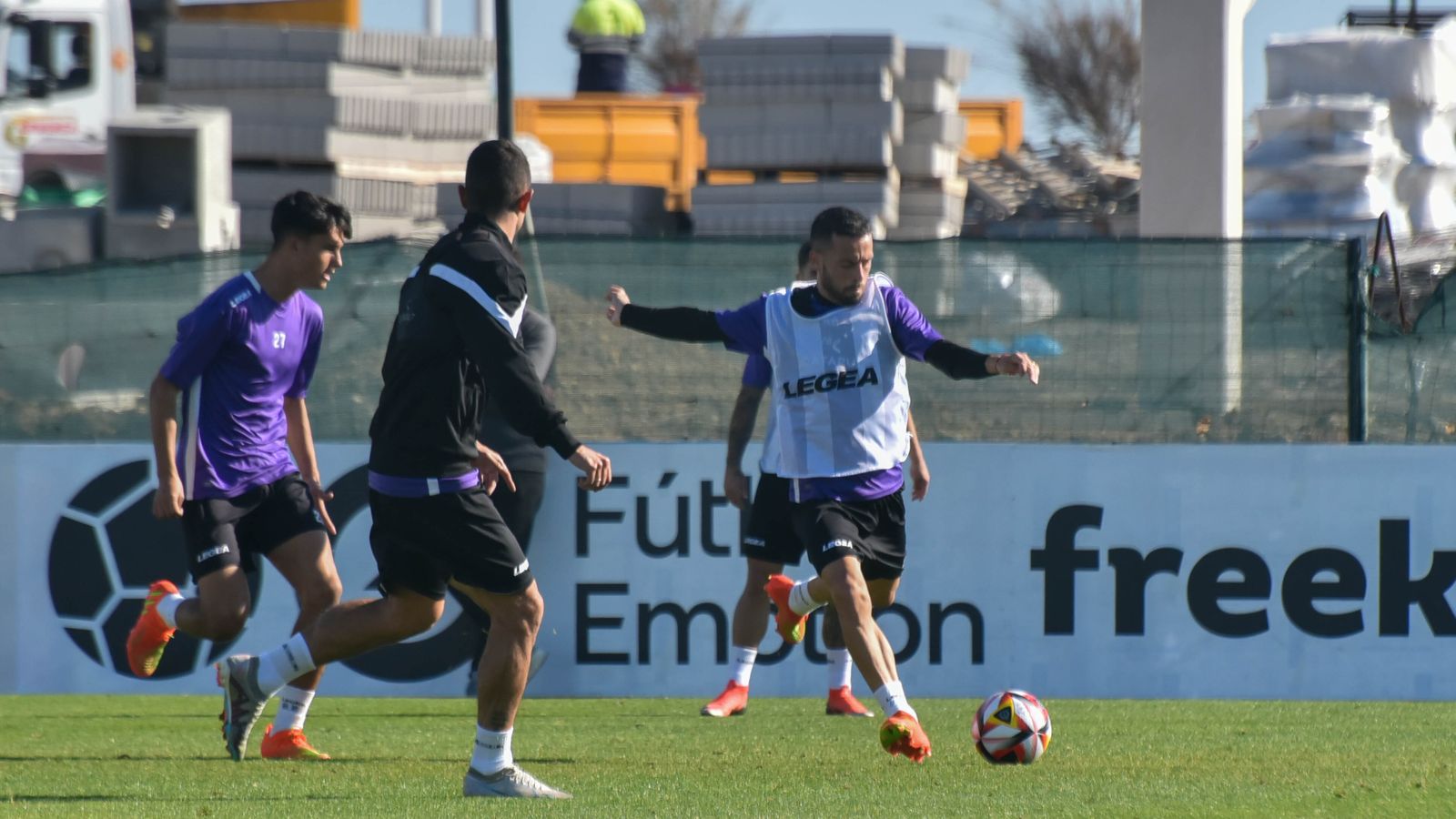 Las fotos del entrenamiento de la Balona previo a la visita del líder Yeclano