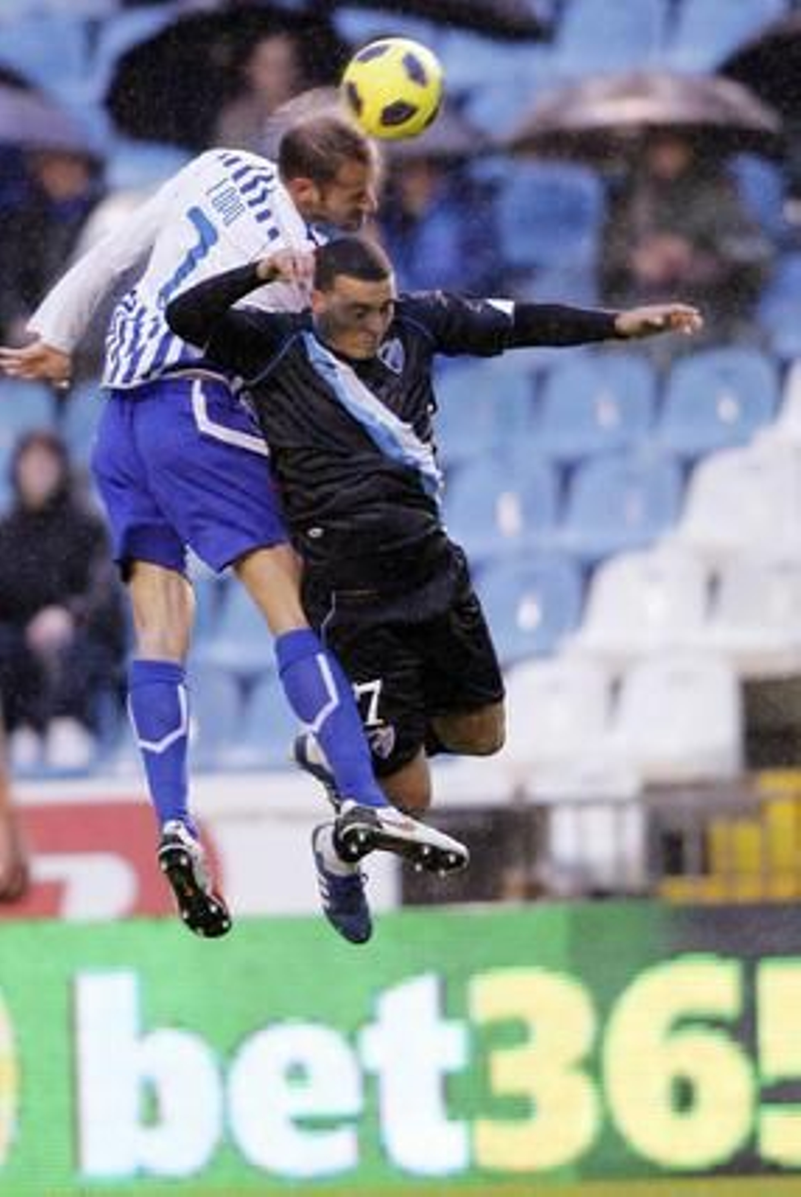 El Málaga se lleva un castigo severo de Riazor (3-0). El equipo blanquiazul se fue al descanso con dos goles en contra y no pudo reconducir el partido en el segundo tiempo.