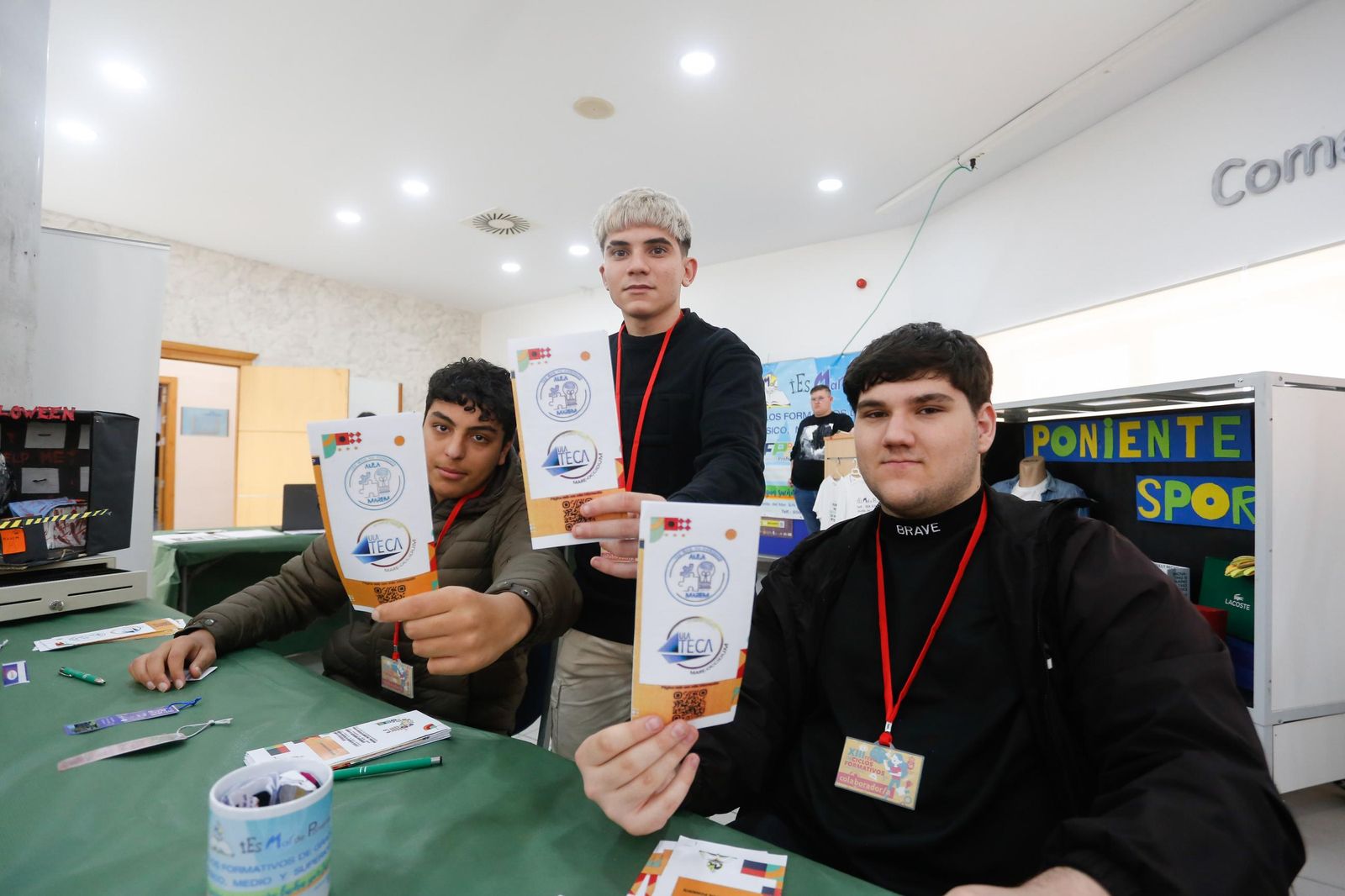 Las fotos de la XIII Feria de Ciclos Formativos Campo de Gibraltar en el Palacio de Congresos de La Línea