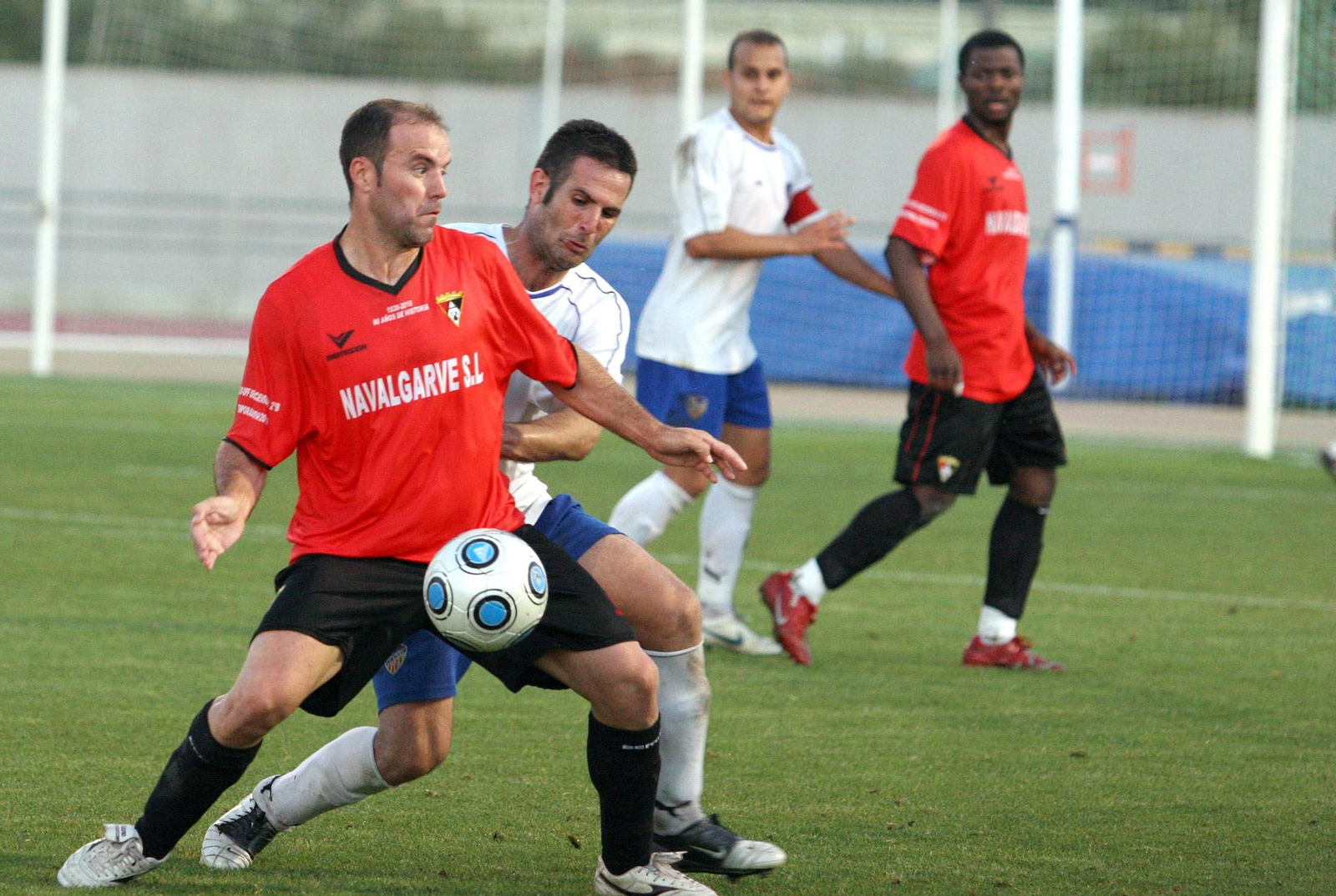 Un lance del partido de ida entre el Ayamonte y el Alzira.