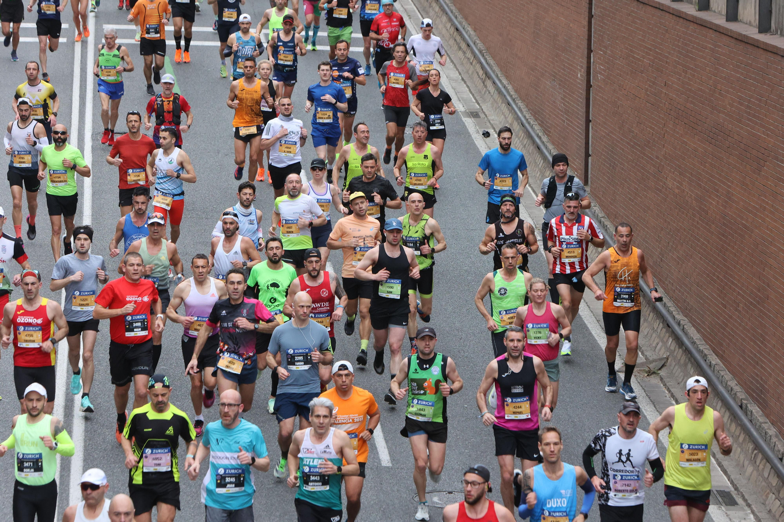 Búscate en la maratón de Sevilla 02