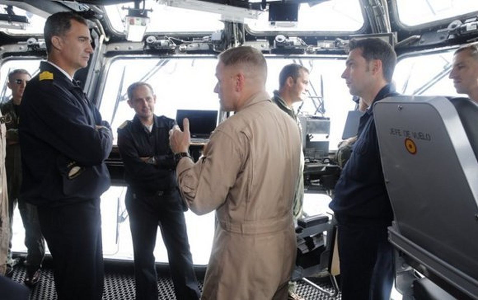 Felipe VI destaca el "esfuerzo inmenso" de España en las maniobras de la OTAN