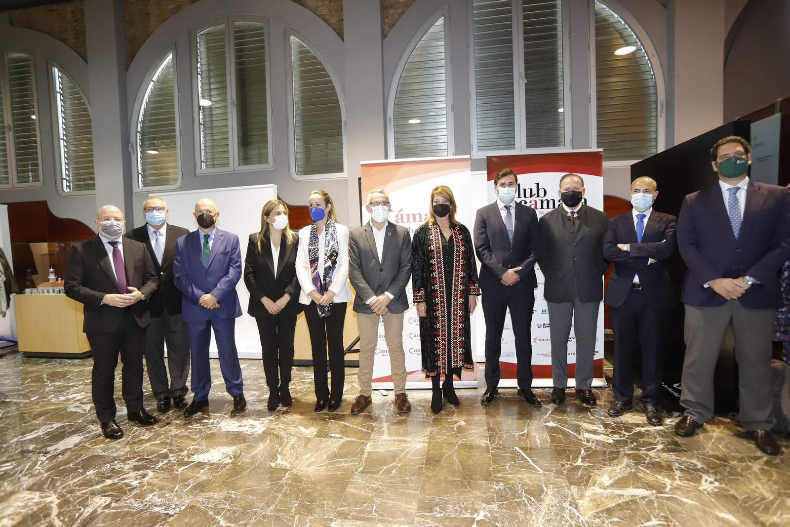 Imágenes de las jornadas del encuentro ‘Pasado, presente y futuro de la Minería Metálica en Huelva’,  en las cocheras del Puerto