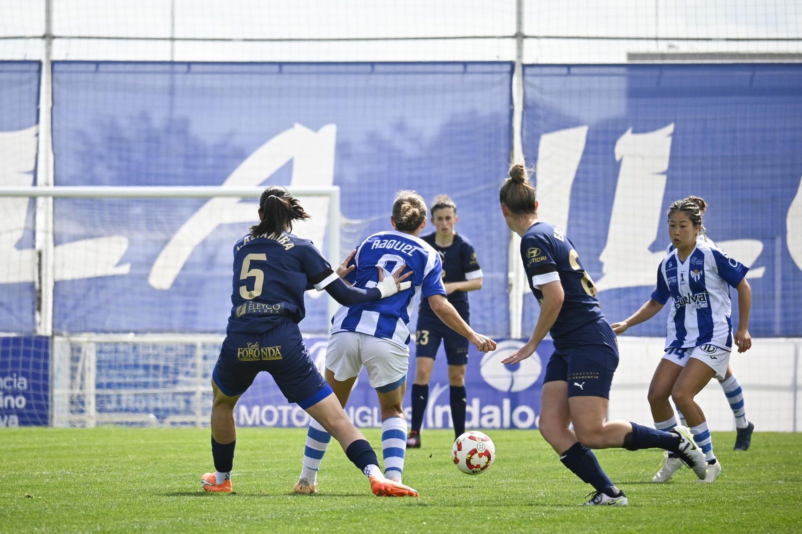 Imágenes del partido entre el Sporting de Huelva y el Alavés Fem
