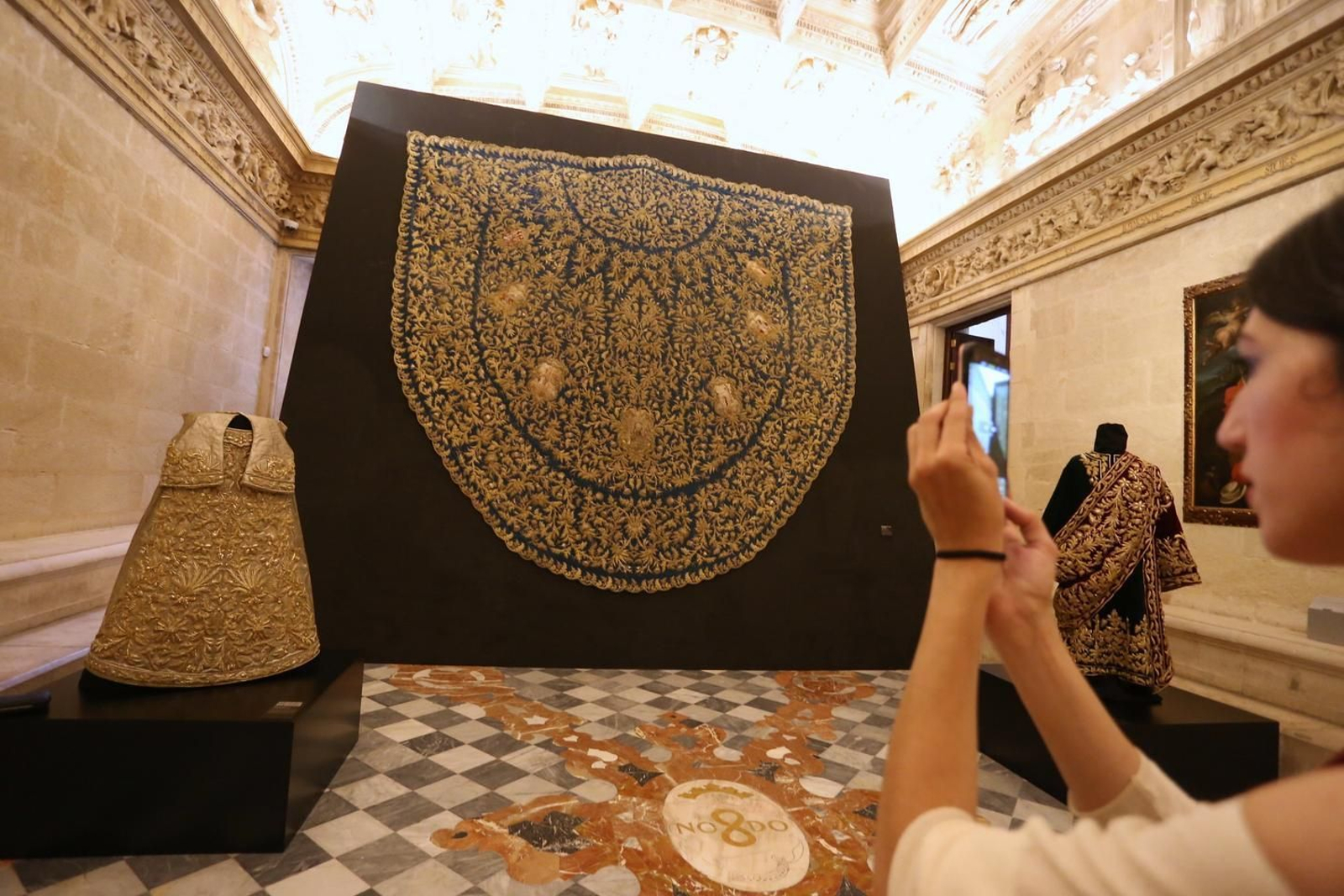 La exposición 'Pasión según Sevilla', en imágenes