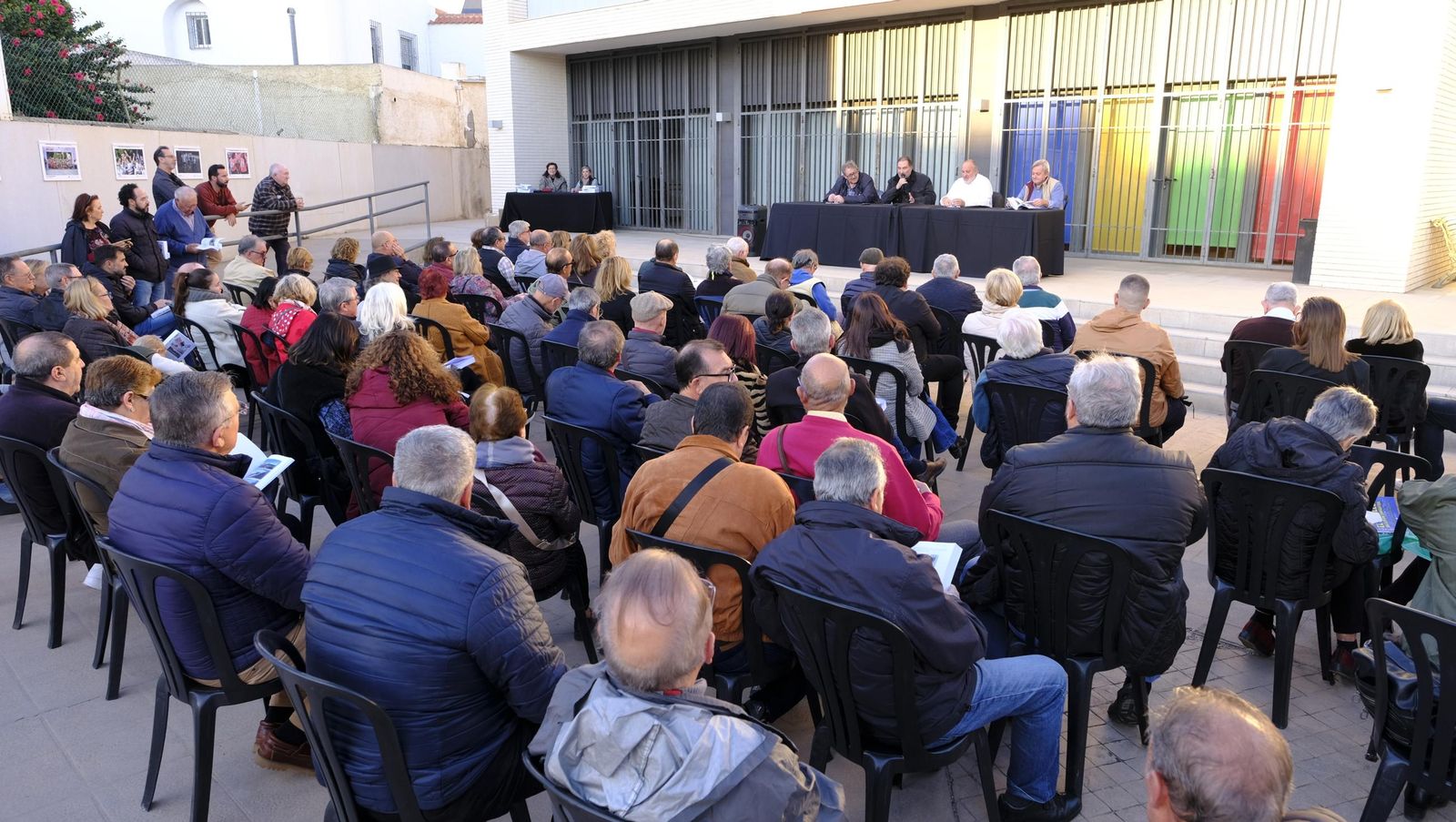 Presentación del libro de El Zapillo con Diego Martínez, José Enrique Martínez, Emilio Hernández y Ginés Valera.
