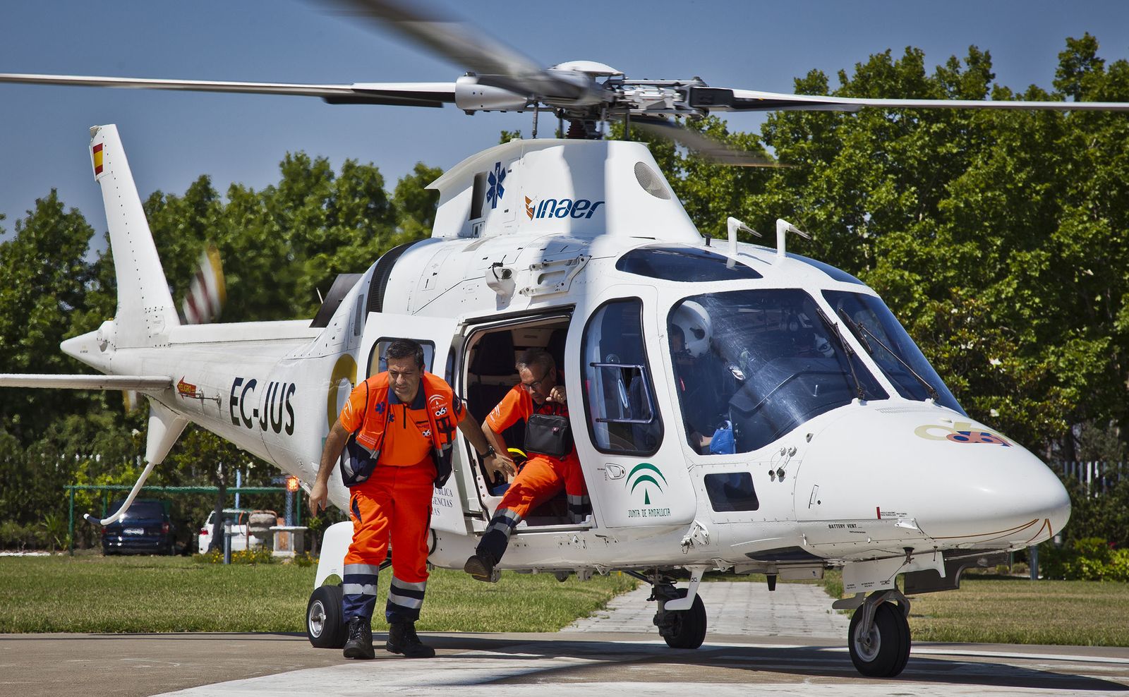 Imagen de archivo de un helicóptero de rescate sanitario del 061