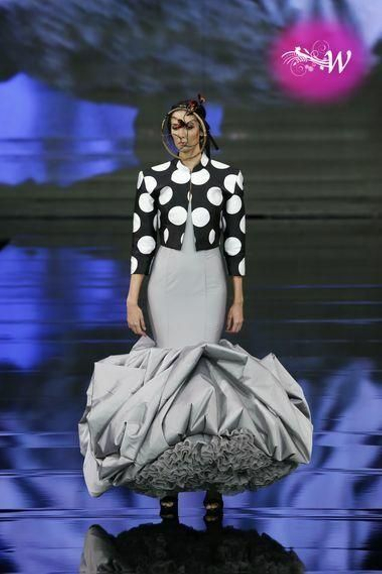 Así ha sido el desfile de Gil Ortiz en SIMOF 2020, todas las fotos de su colección de flamenca