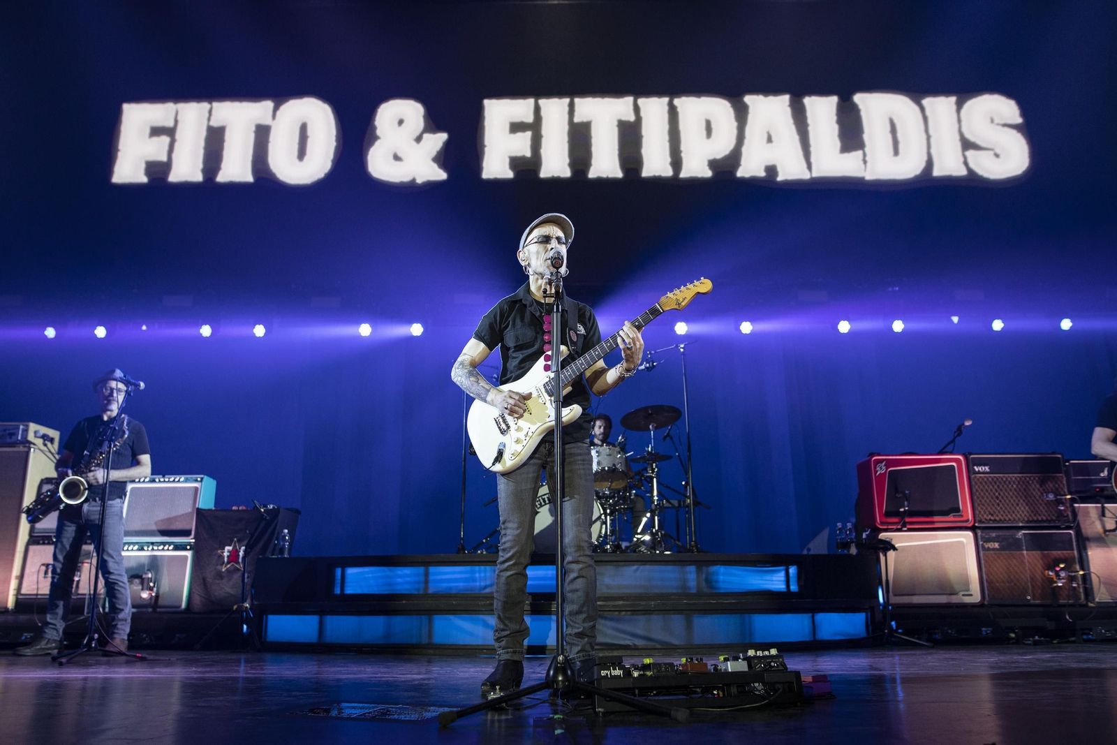 Fito & Fitipaldis durante un concierto en Granada.