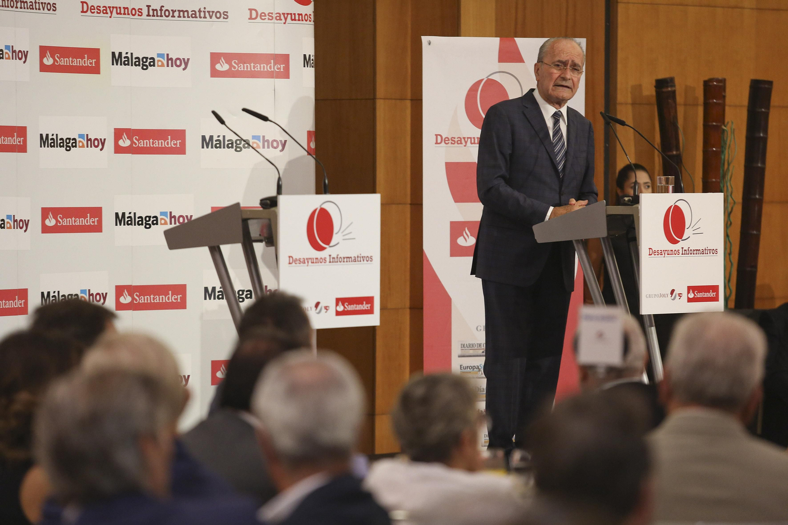 Francisco de la Torre, ayer, durante su intervención en el desayuno informativo.