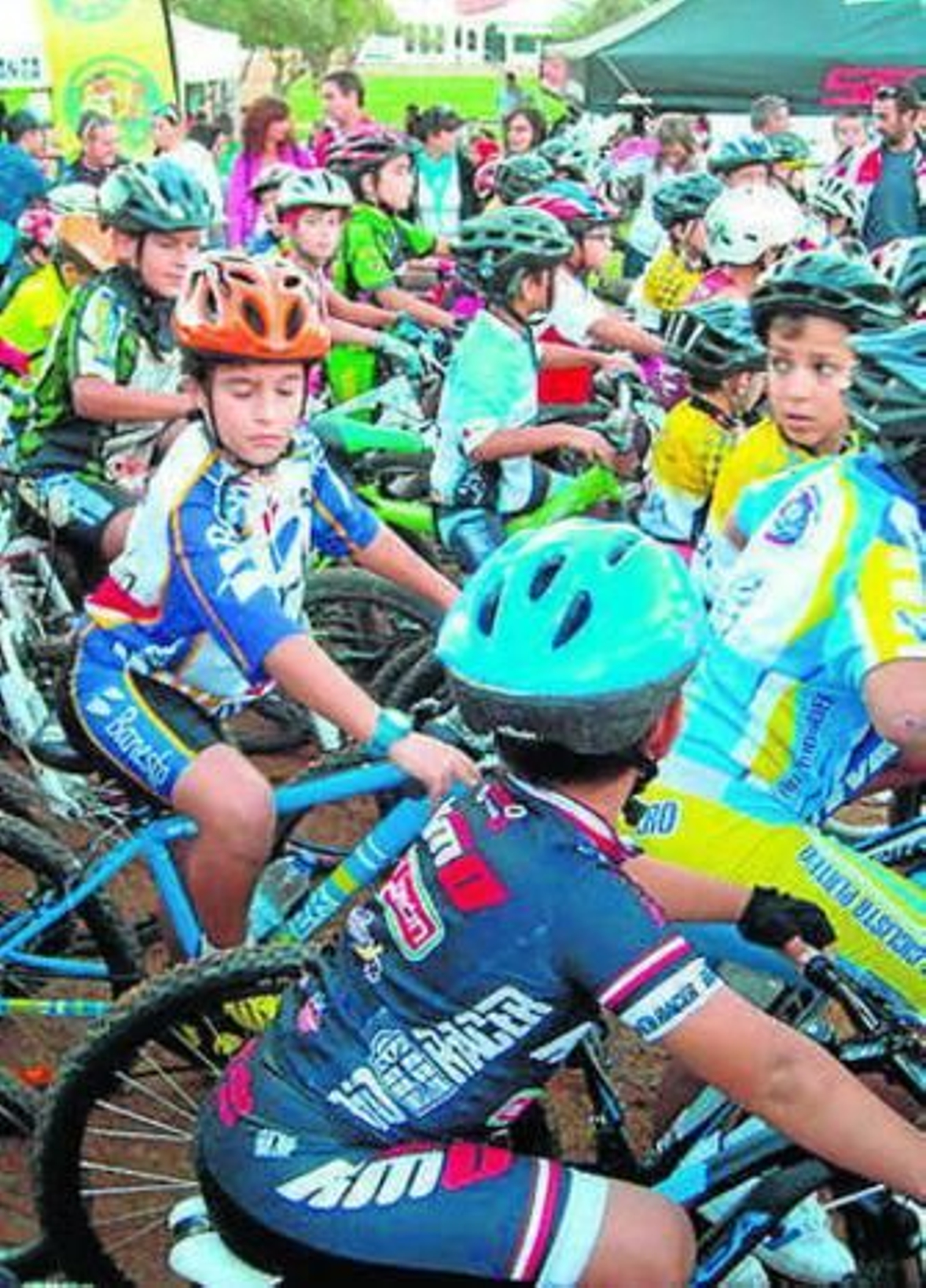 Numerosos corredores, en la prueba.