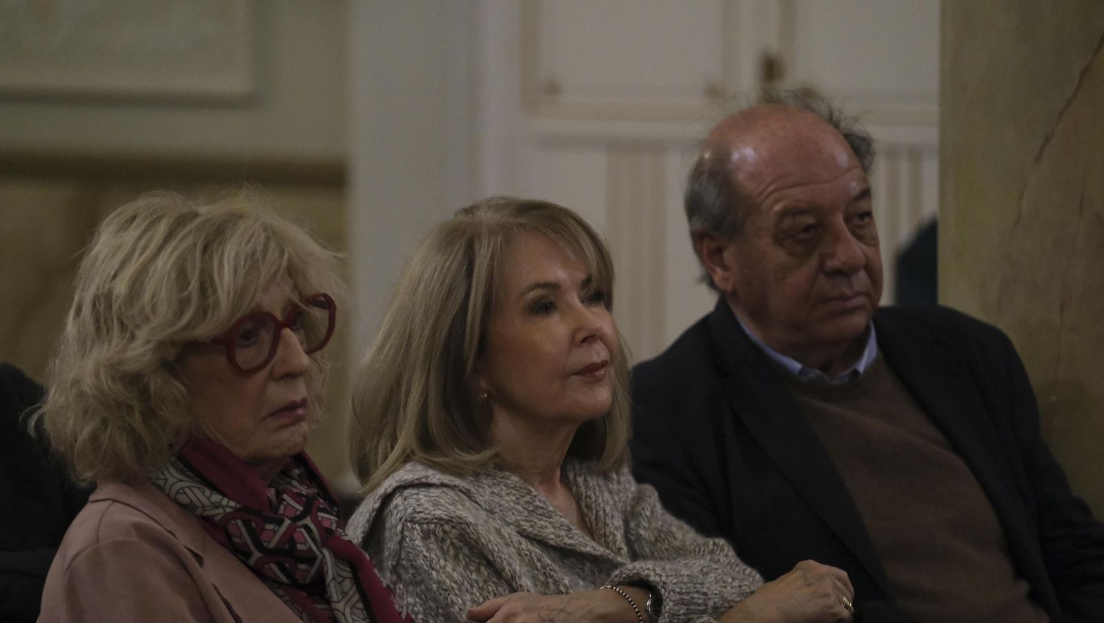 Imágenes del Diario de los Libros con la finalista del Premio Planeta 2024, Beatriz Serrano