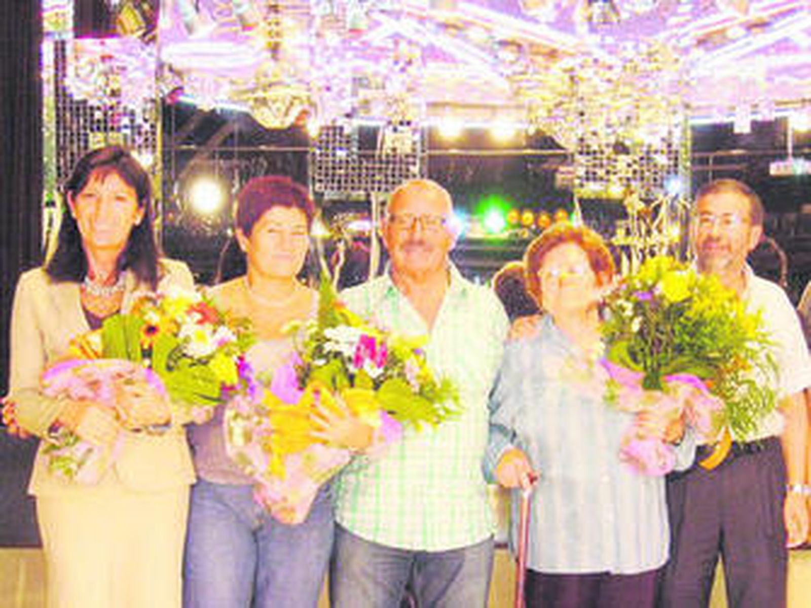 Recibimiento al autocar llegado desde Blanes, en la provincia de Girona.