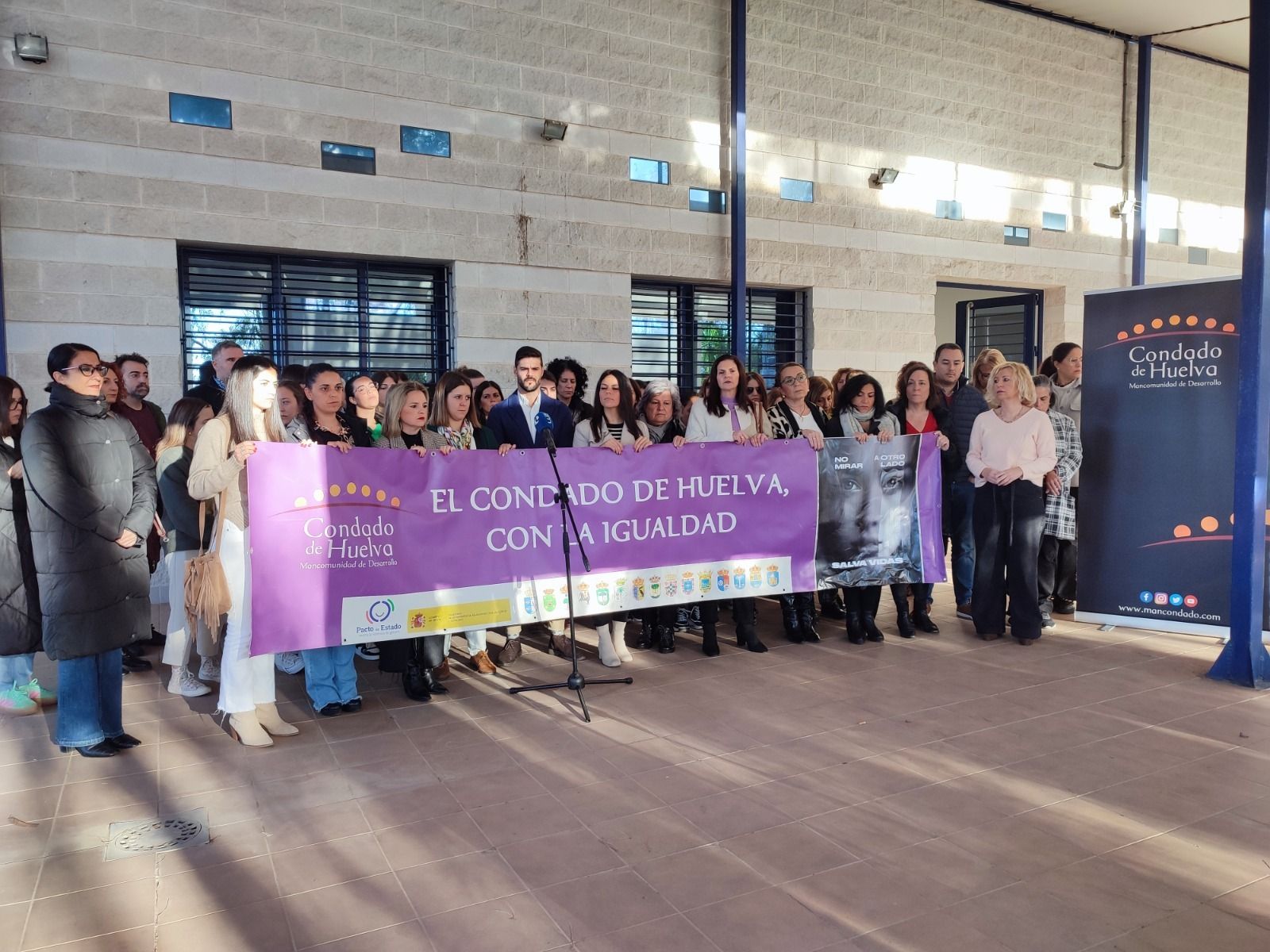 Mancomunidad del Condado se manifiesta este 25N