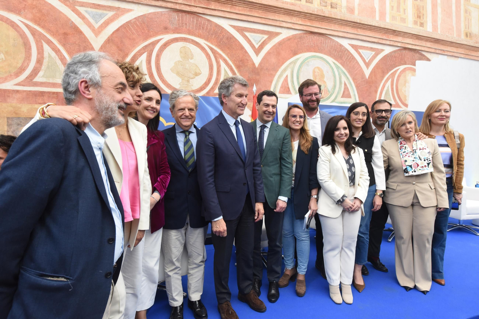 La visita de Núñez Feijóo y Juanma Moreno a Córdoba, en imágenes