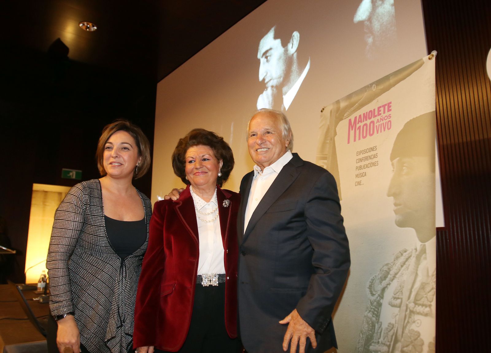 Imágenes de la  presentación de los actos por el nacimiento de Manolete.