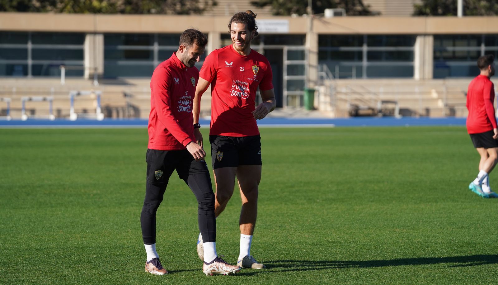 Baptistao se ríe con Babic en el entrenamiento de este jueves