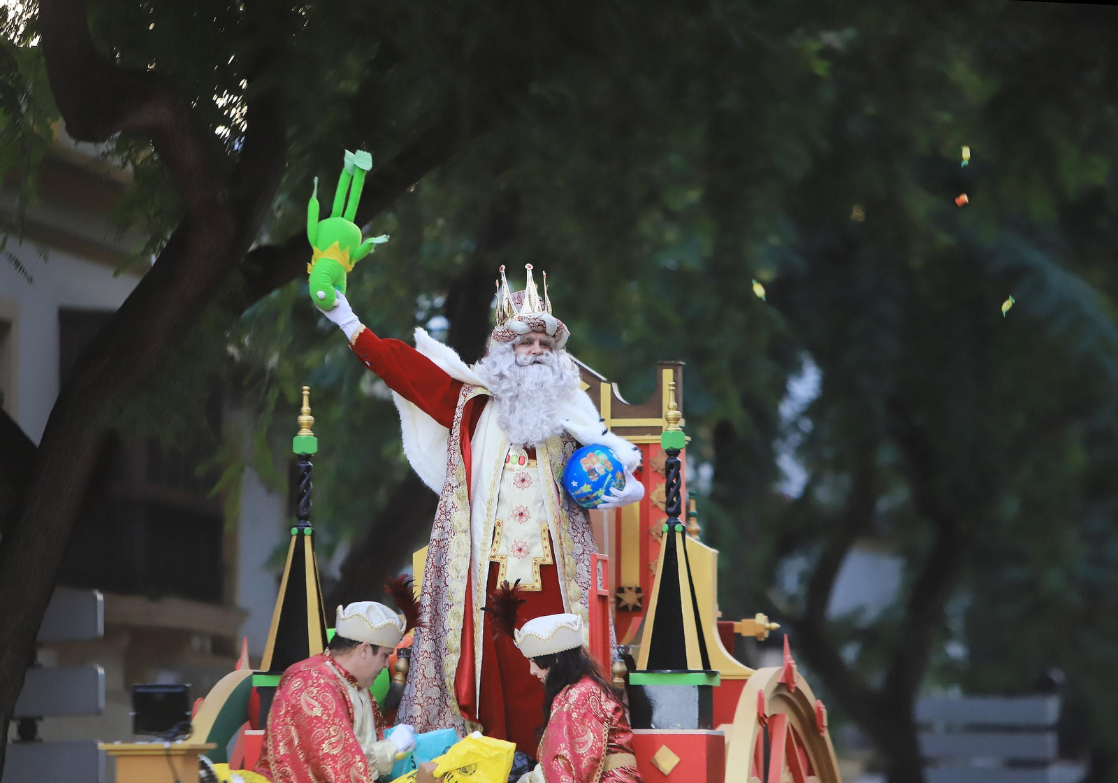 Imágenes de la Cabalgata de los Reyes Magos de Jerez 2025