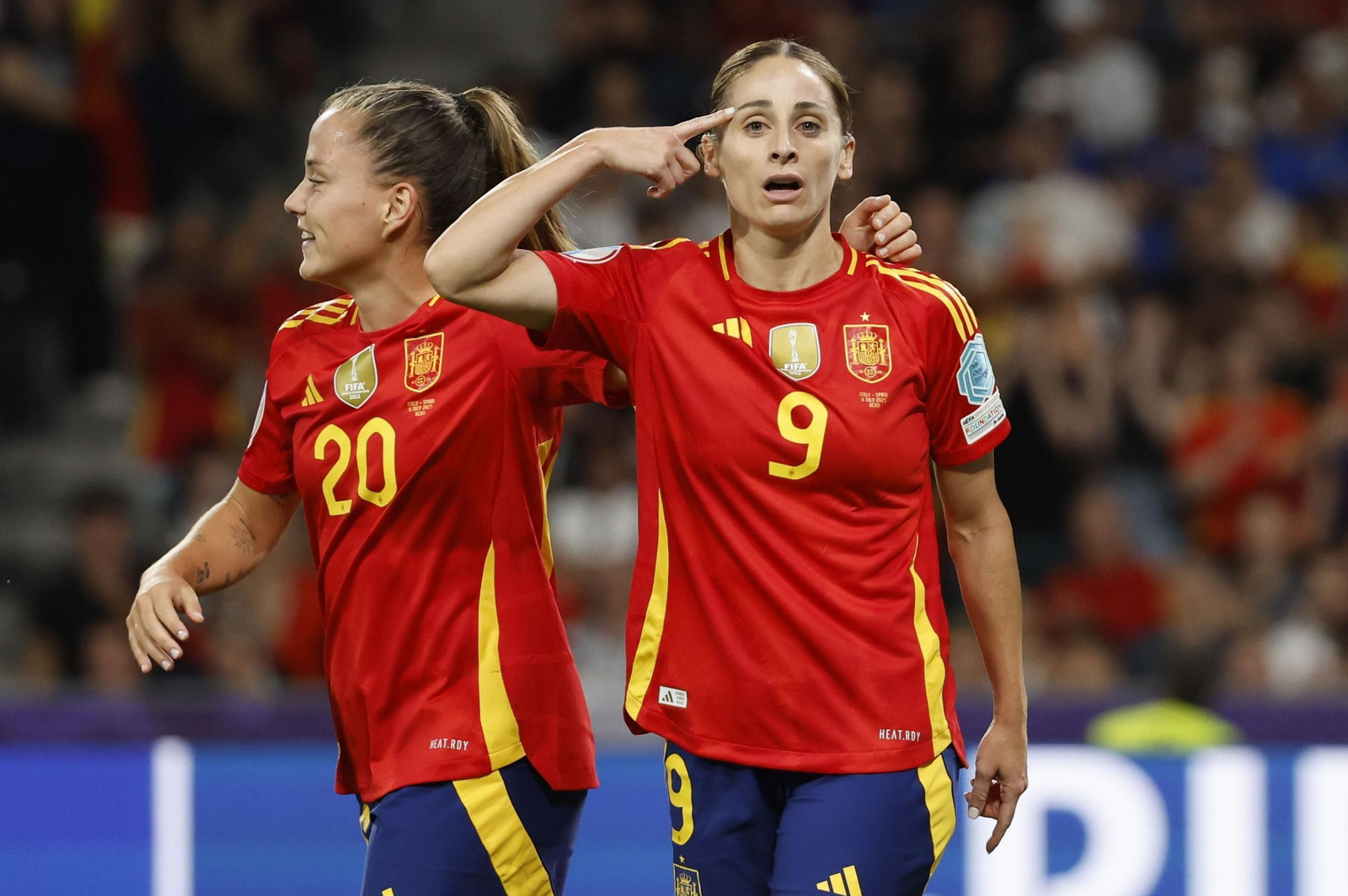 Las fotos del Italia - España de la Eurocopa femenina
