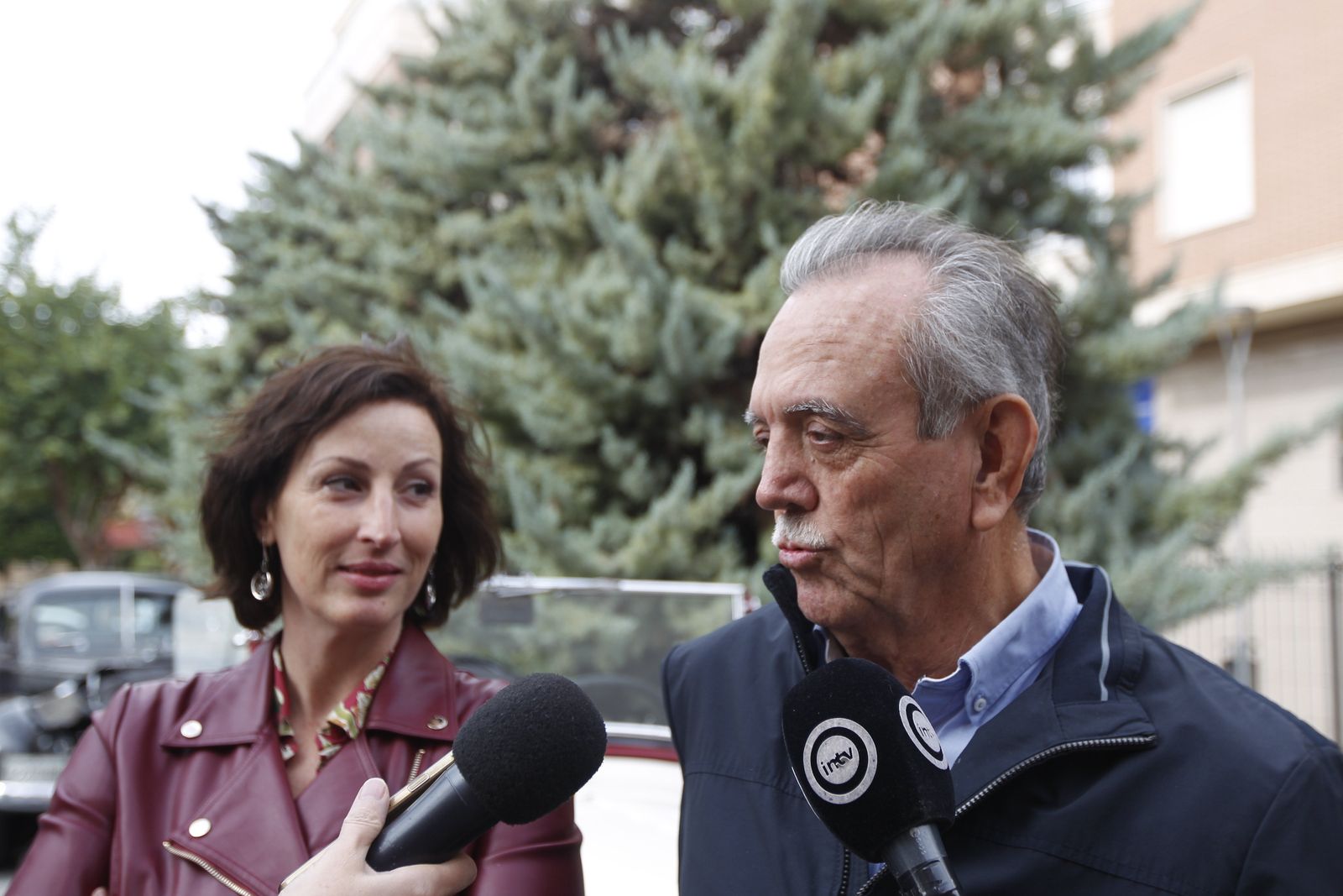 Fotogalería presentación XXX Ruta Vehículos Antiguos. Alcaldía de Almería