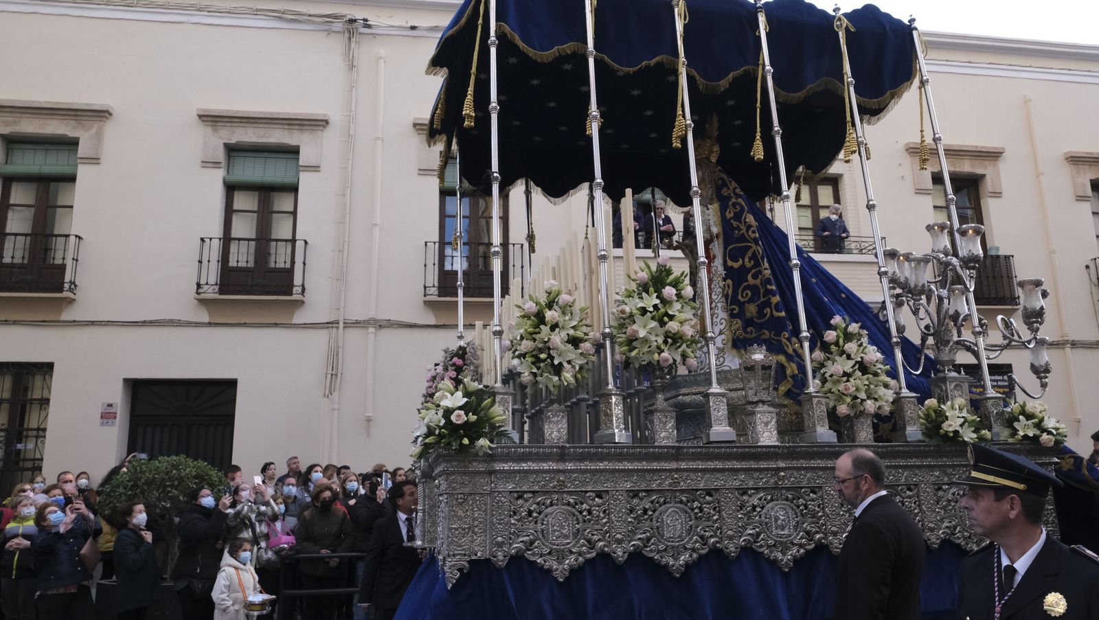 Procesión del Cristo del Amor en Almería, en imágenes
