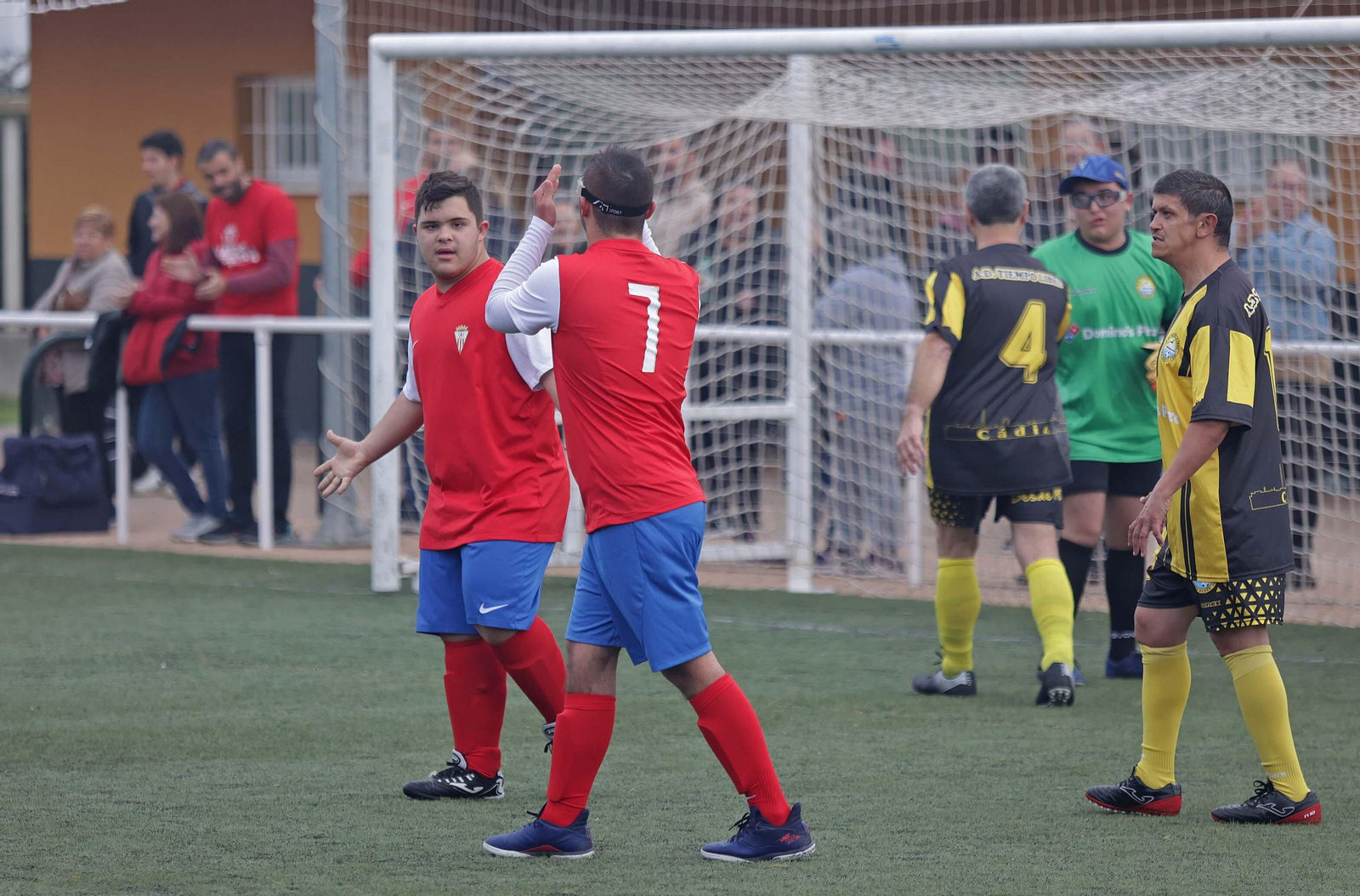 Fotos de la jornada de la Liga Andaluza Inclusiva de fútbol celebrada en Algeciras