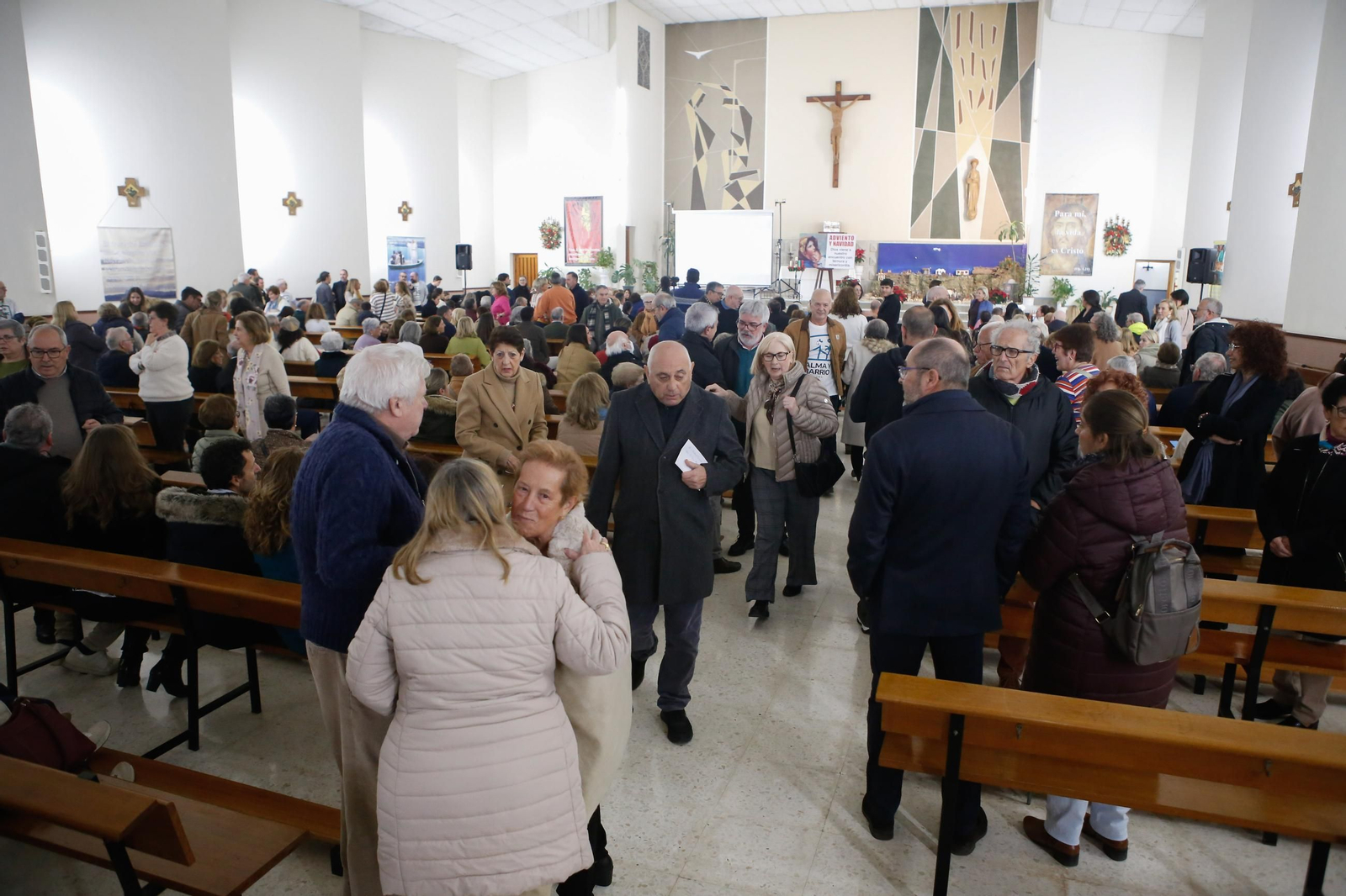Las fotos del homenaje al padre Pedro por sus 50 años de entrega absoluta a la Piñera