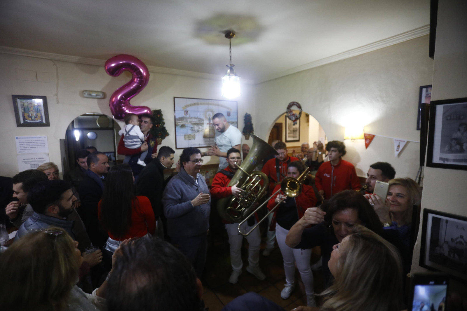Fotografías: La despedida de La Pilarica, el mítico bar de Ciudad Jardín que cierra tras 77 años de historia