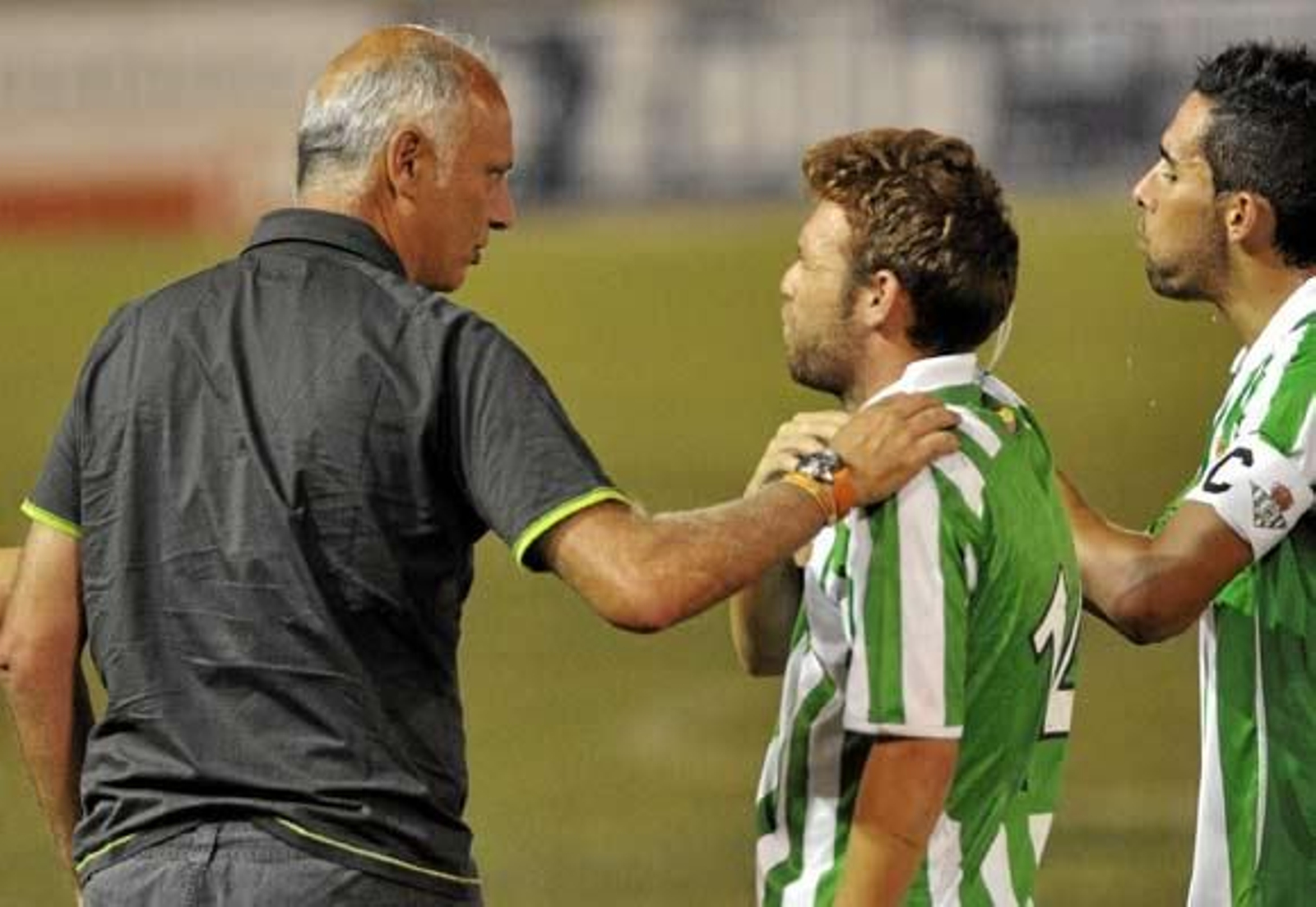 El Betis pierde a Odonkor, Pereira, Rodri y Mehmet Aurelio para La Manga