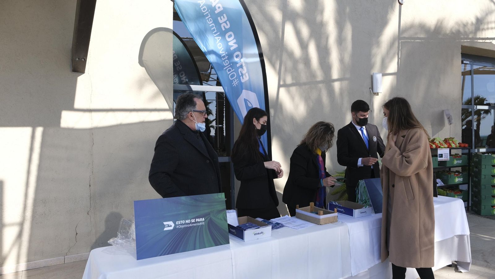 Fotogalería acto reivindicación del AVE en Vera. Almería