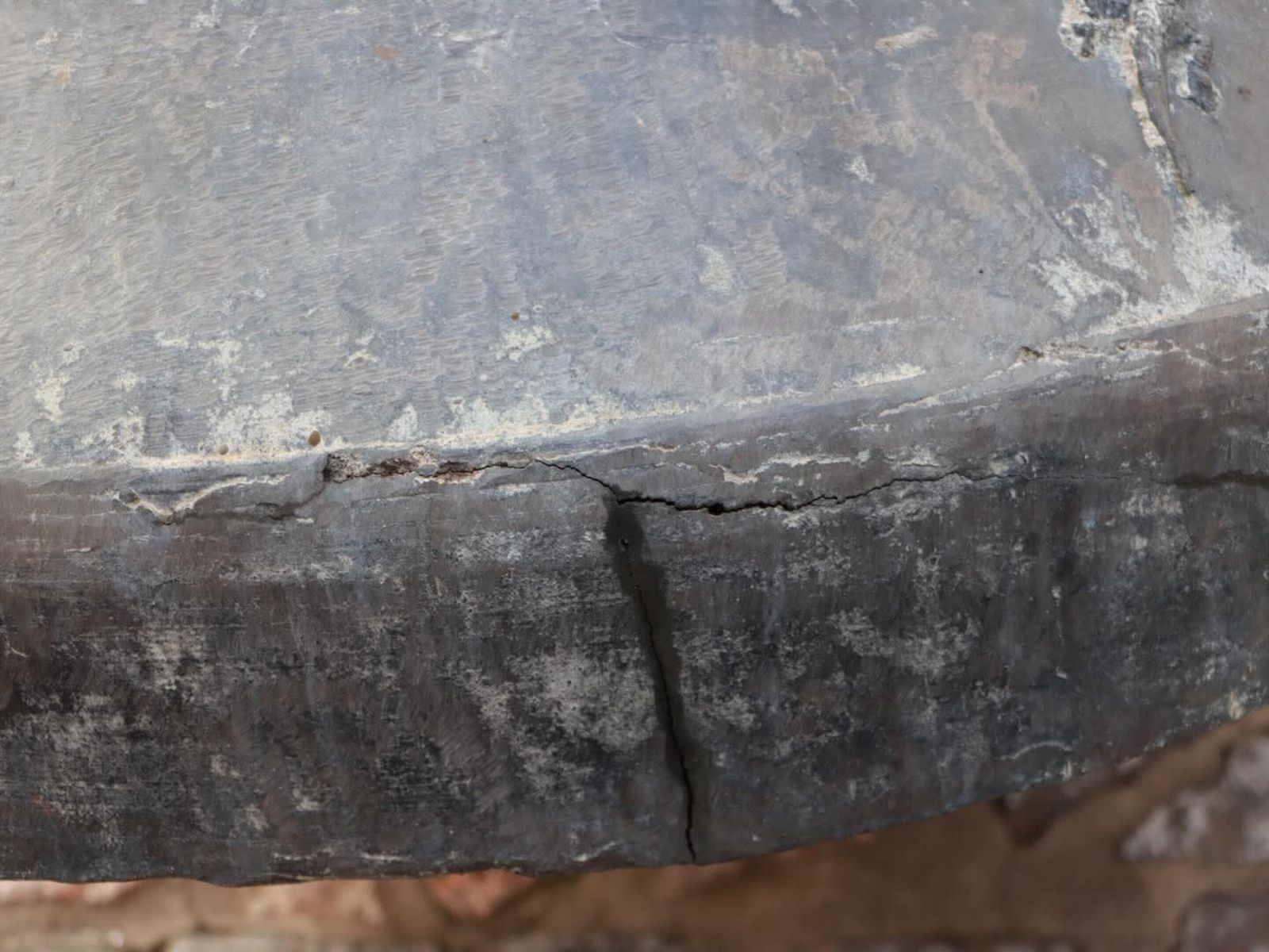 Retirada una campaña de la Catedral de la Sierra de Hinojosa del Duque para su restauración