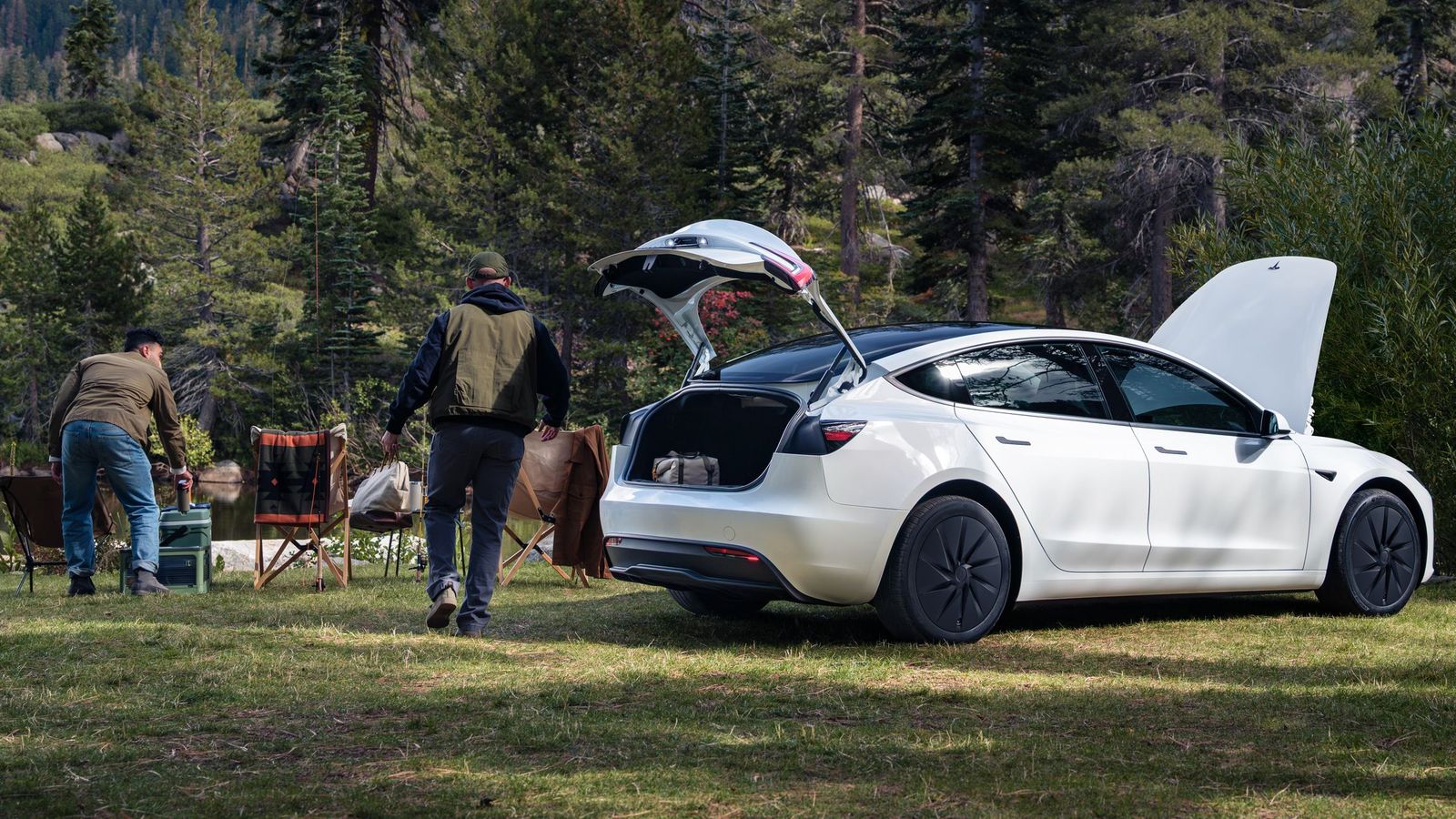 Este Model 3 se sitúa entre las berlinas de tamaño medio eléctricas más baratas del mercado.