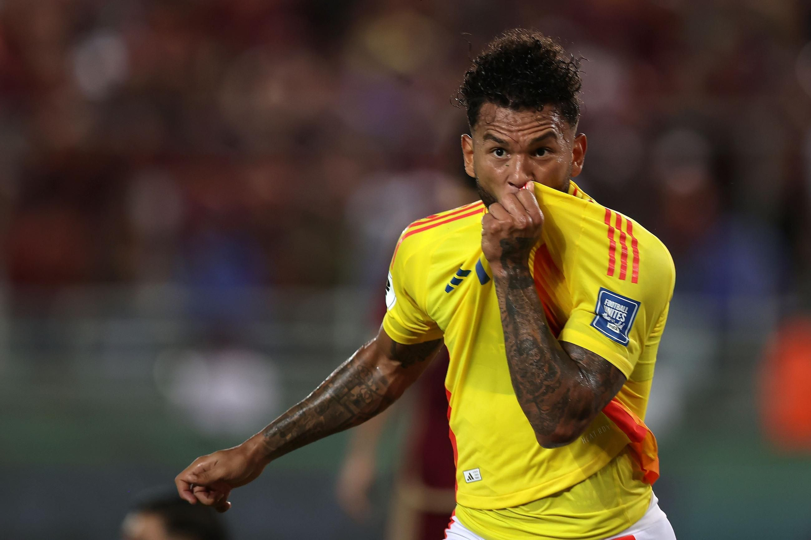 Luis Suárez festeja uno de sus cuatro tantos a Venezuela con la elástica cafetera