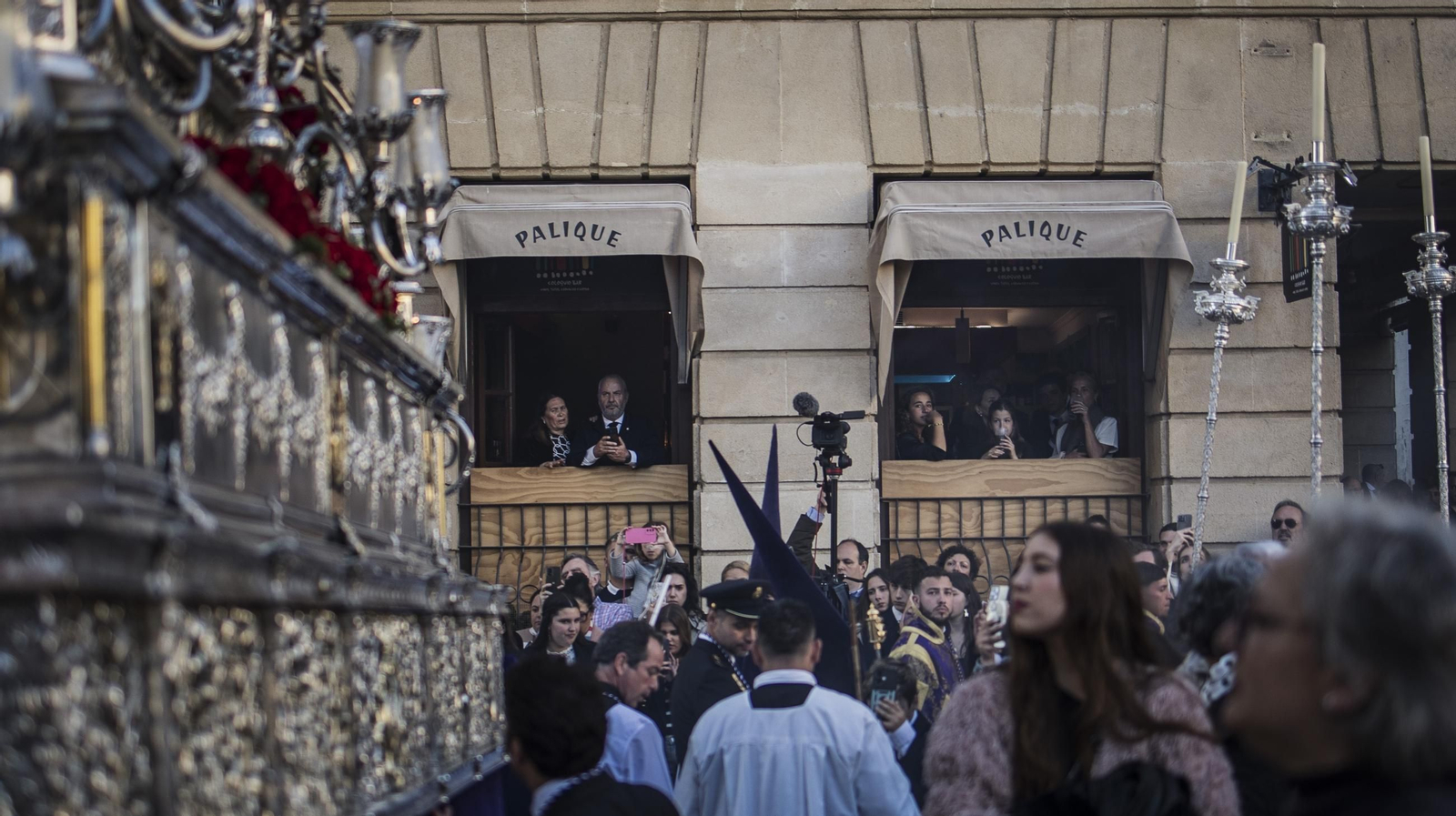 Imágenes de la Hermandad de El Mayor Dolor en el Jueves Santo de Jerez 2025