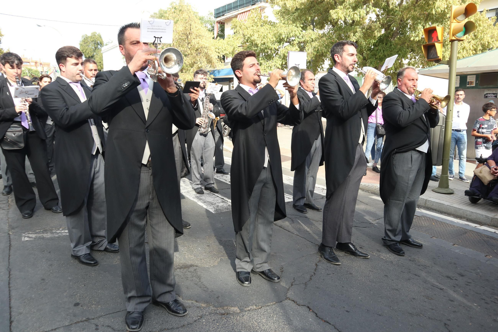 Extraordinaria de la Virgen del Valle de Huelva en imágenes