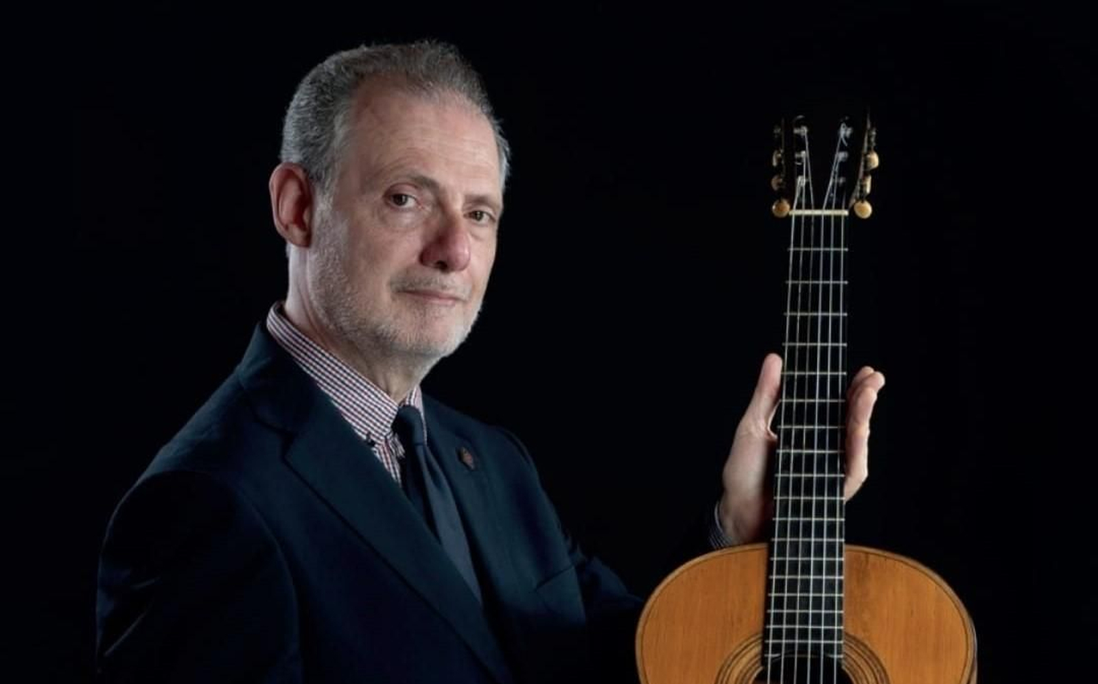 Stefano Grondona es una figura central de la guitarra clásica actual.