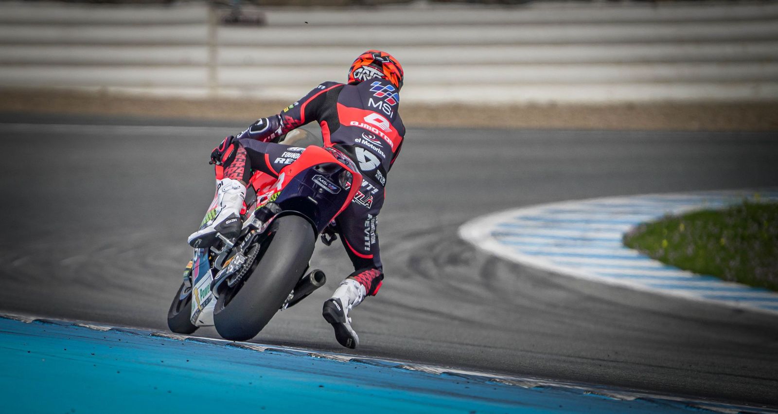 Imágenes de los Test de entrenamiento de Moto2 y Moto3 en el Circuito de Jerez
