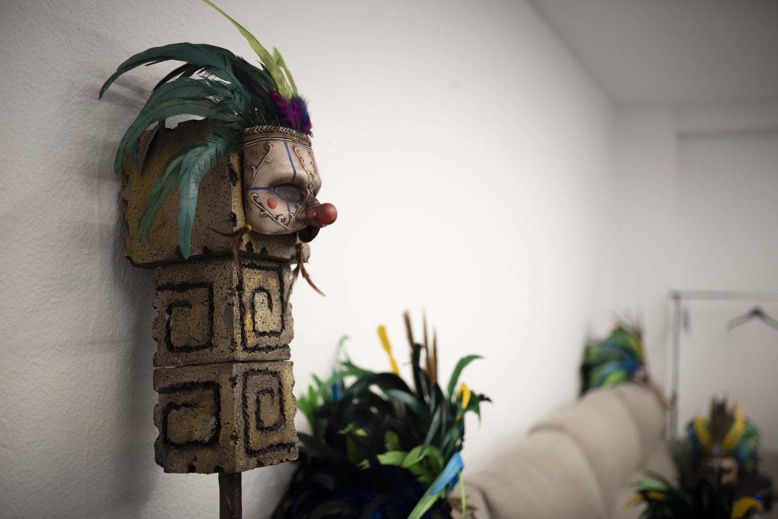 Imágenes de la actuación de la comparsa de Bollullos "El sacrificio" en el Carnaval Colombino