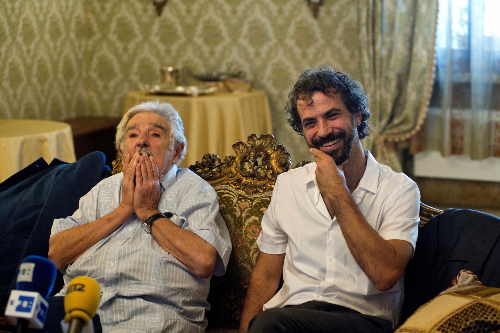 José Mujica, junto al director de cine Álvaro Brechner en el Festival de Cine de Venecia.