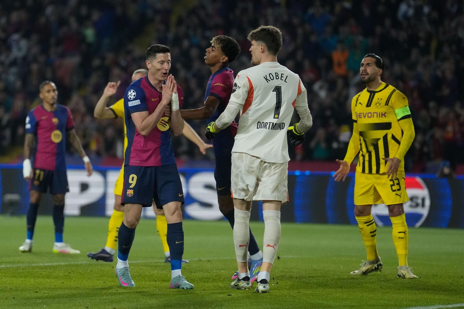 Las mejores fotos del Barcelona - Borussia Dortmund
