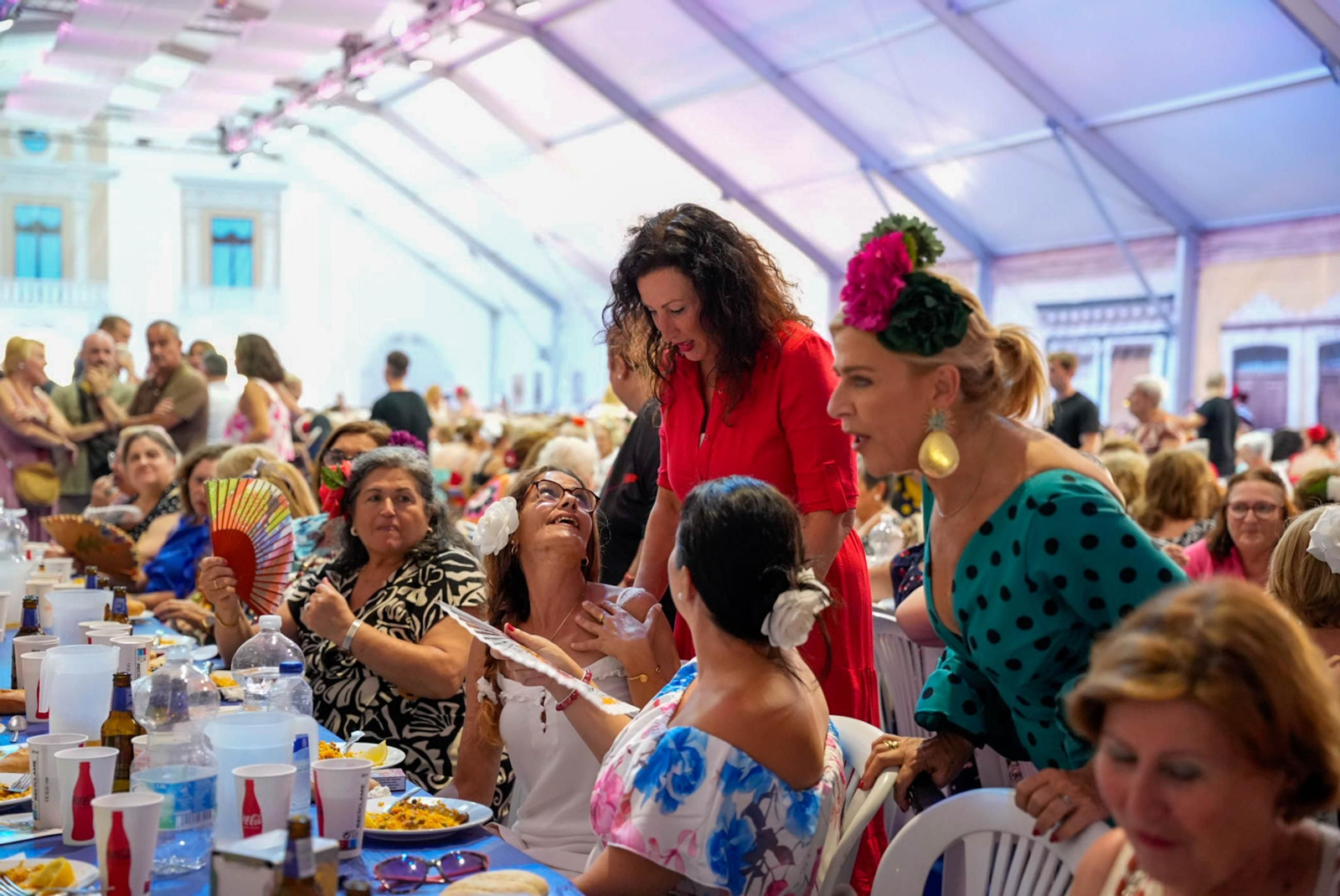 Las fotos de la comida de homenaje a la mujer en la Feria de Almería